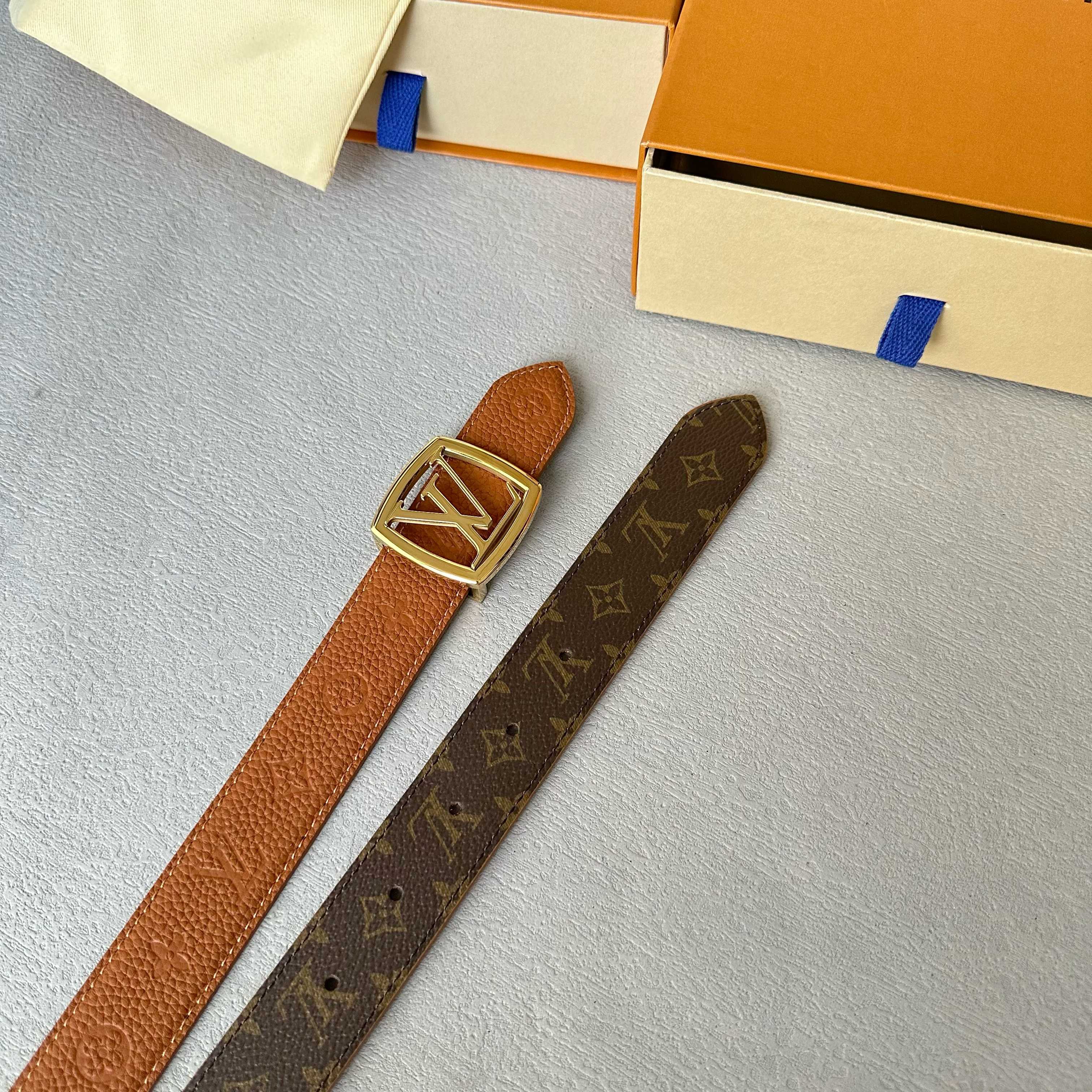 Loewe VUITTON レディース原単腰帶 PVC面荔枝紋牛皮