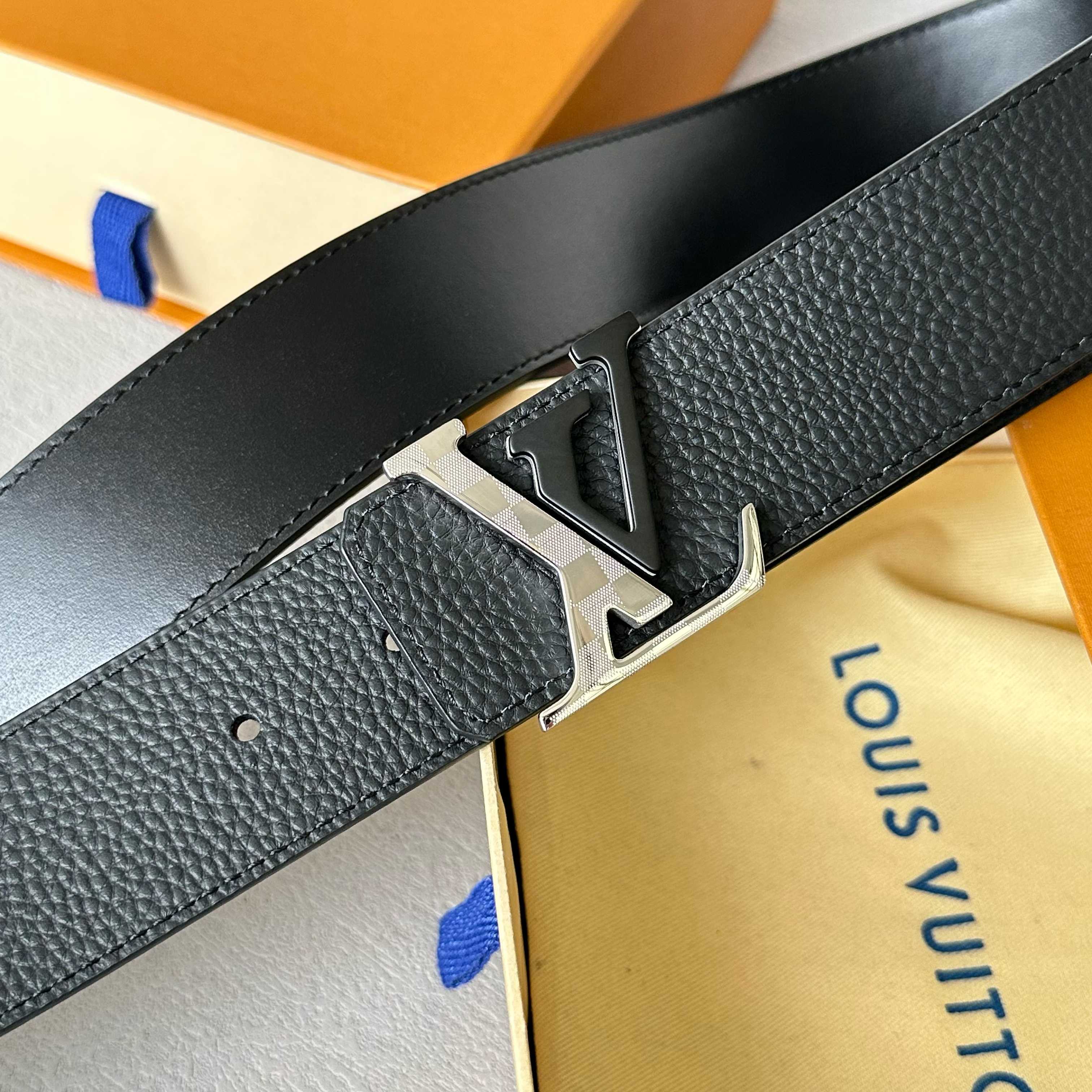 LOUIS VUITTON 原版包裝➕1.0 - 幅広40mm、柔らかな牛革底