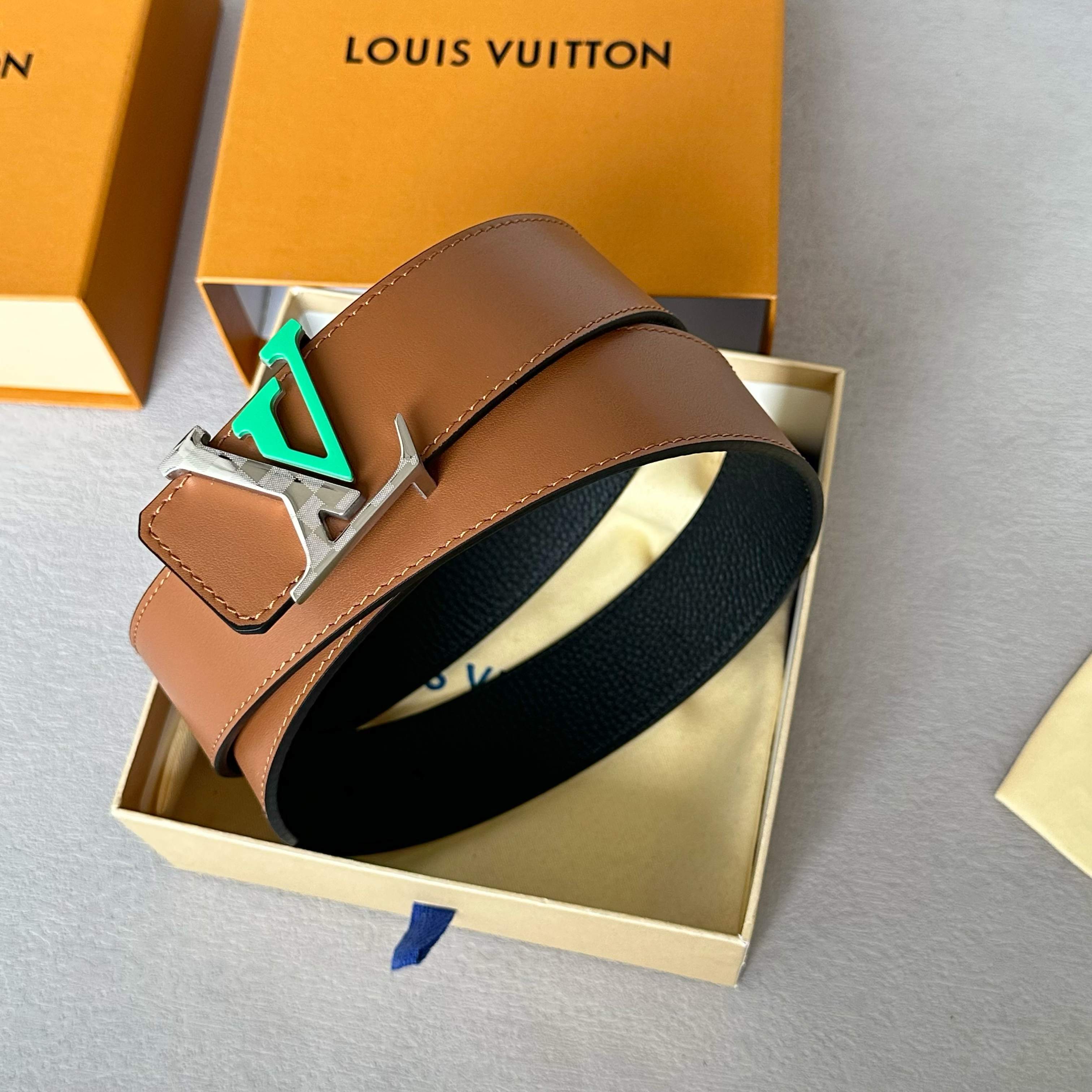 L0UIS VUITT0N 原版包裝➕1.0 幅広40mmの新型デザイン
