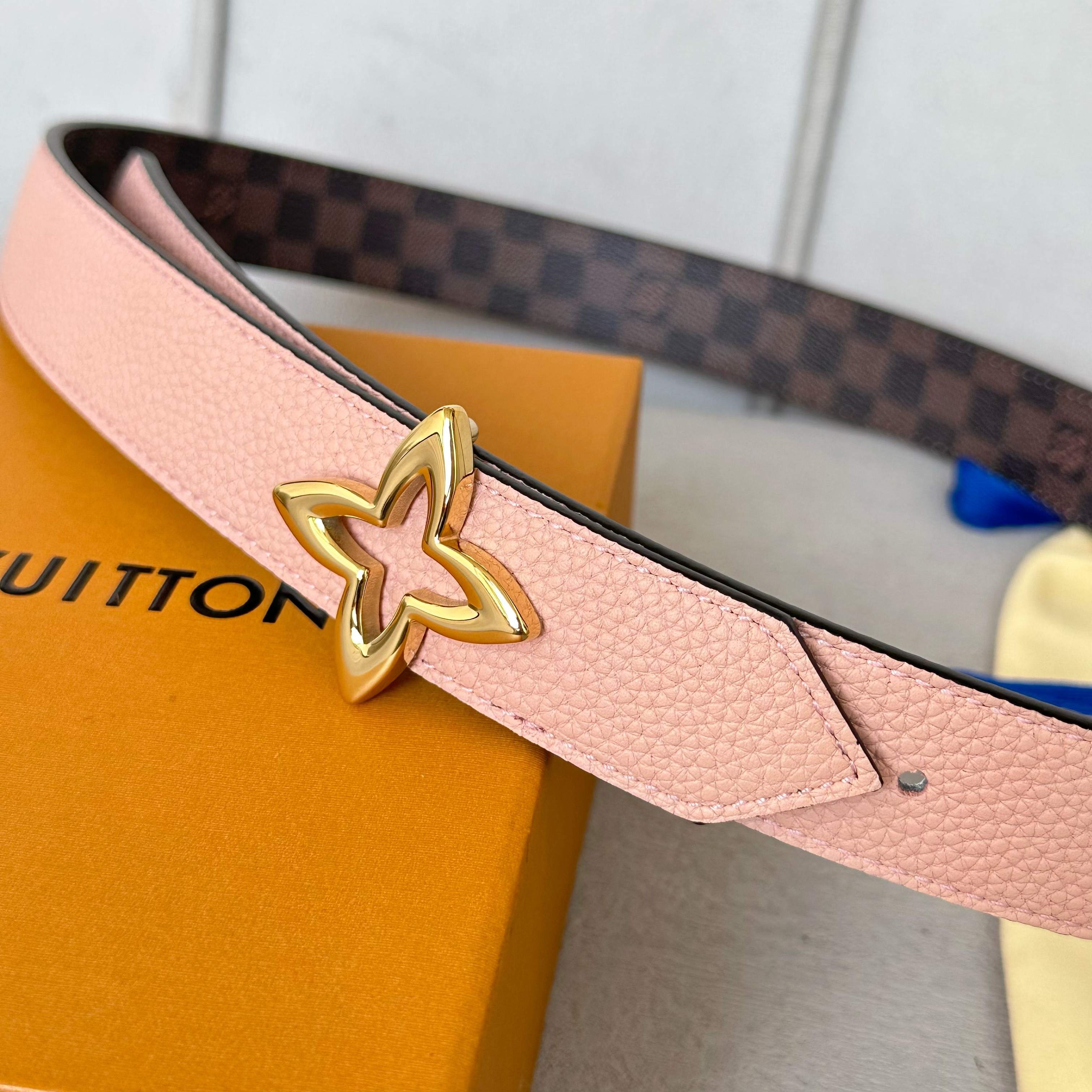 LVMH レディース原版包裝腰帶 - 双面デザインとクラシックな花柄