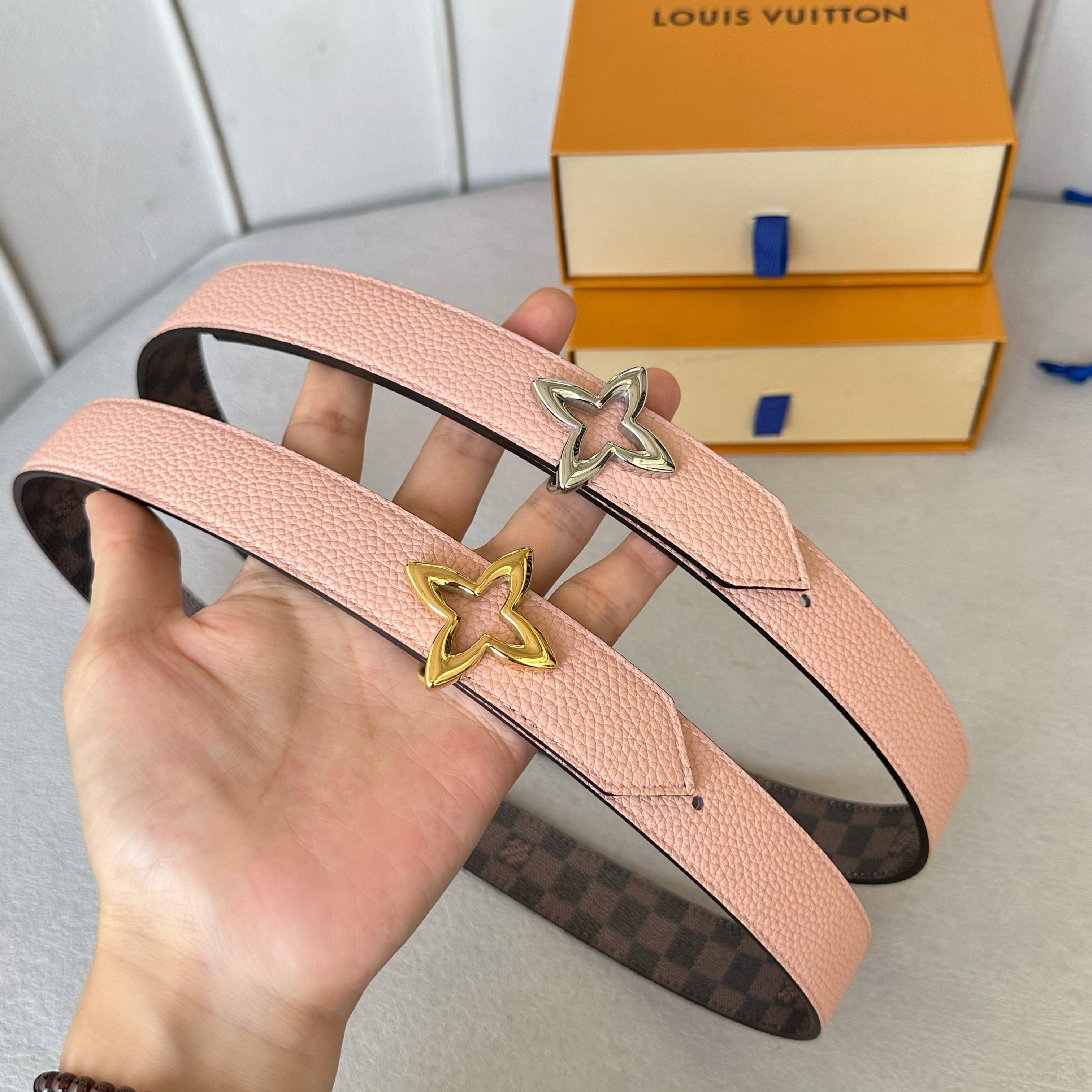 LOUIS VUITTON レディース原單腰帶 PVC面と牛皮のリバーシブルデザイン