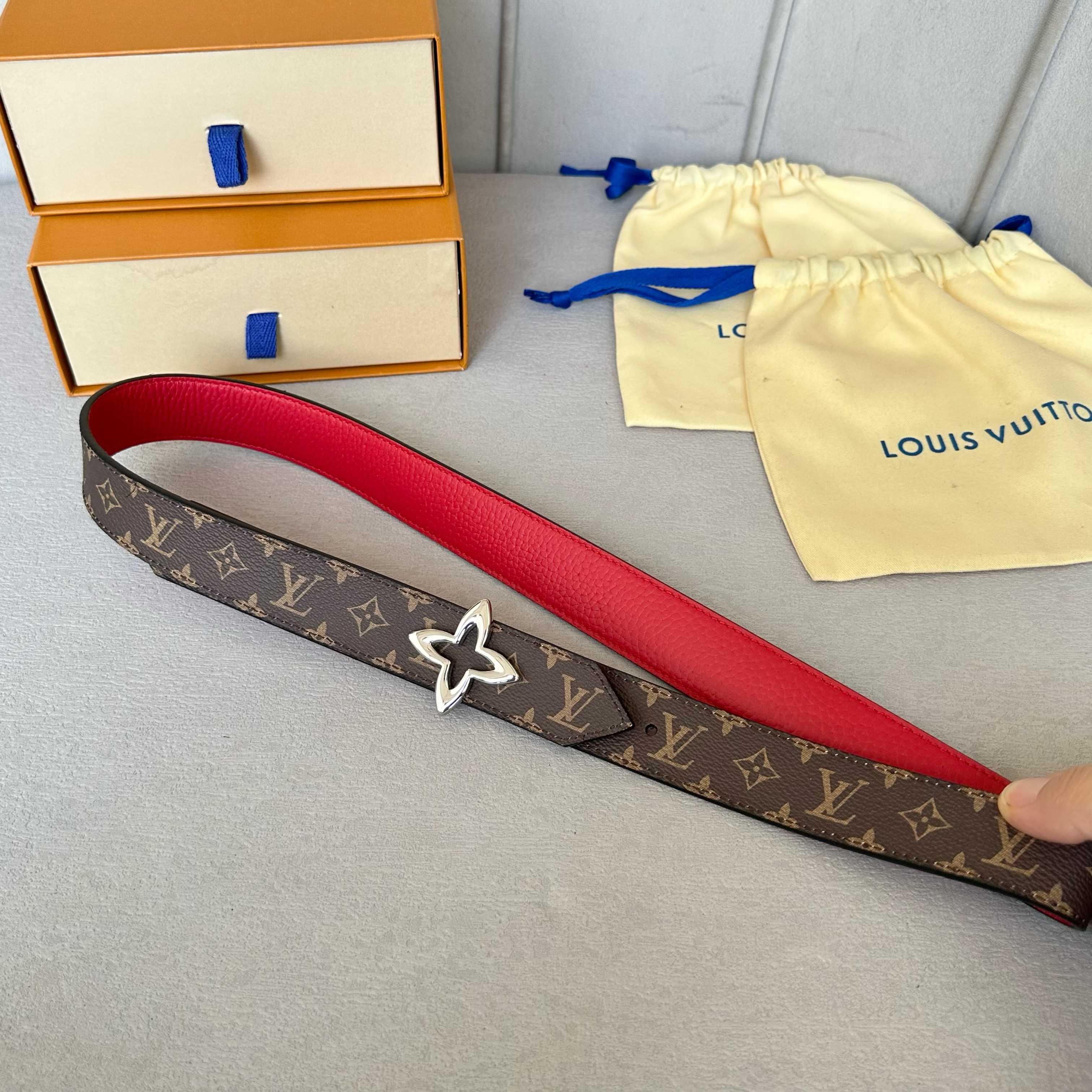 LOUIS VUITTON 原版包裝 1.0 レディース腰帯 30mm幅