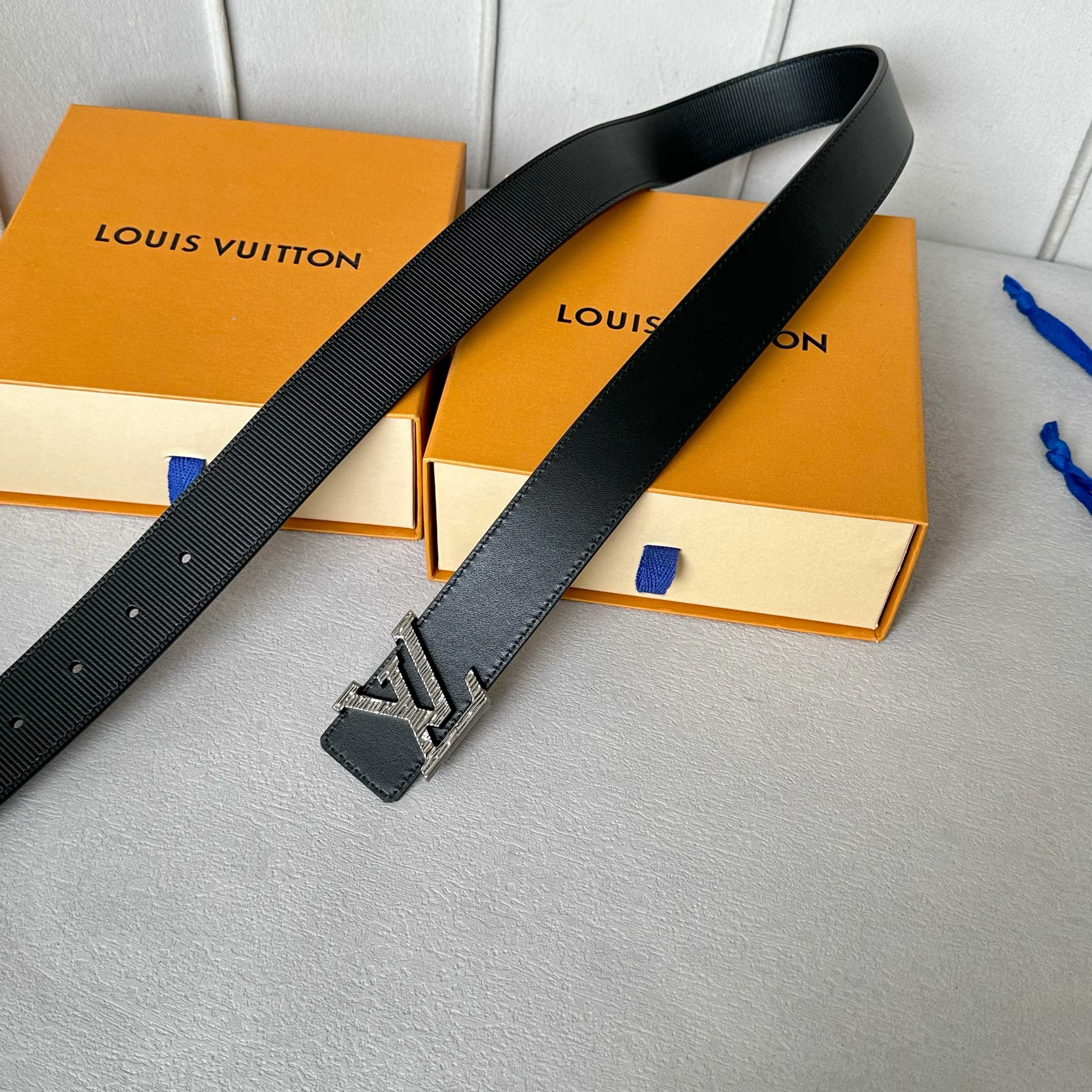 LOUIS VUITTON 驢家原單腰帶 双面可用 35mm幅