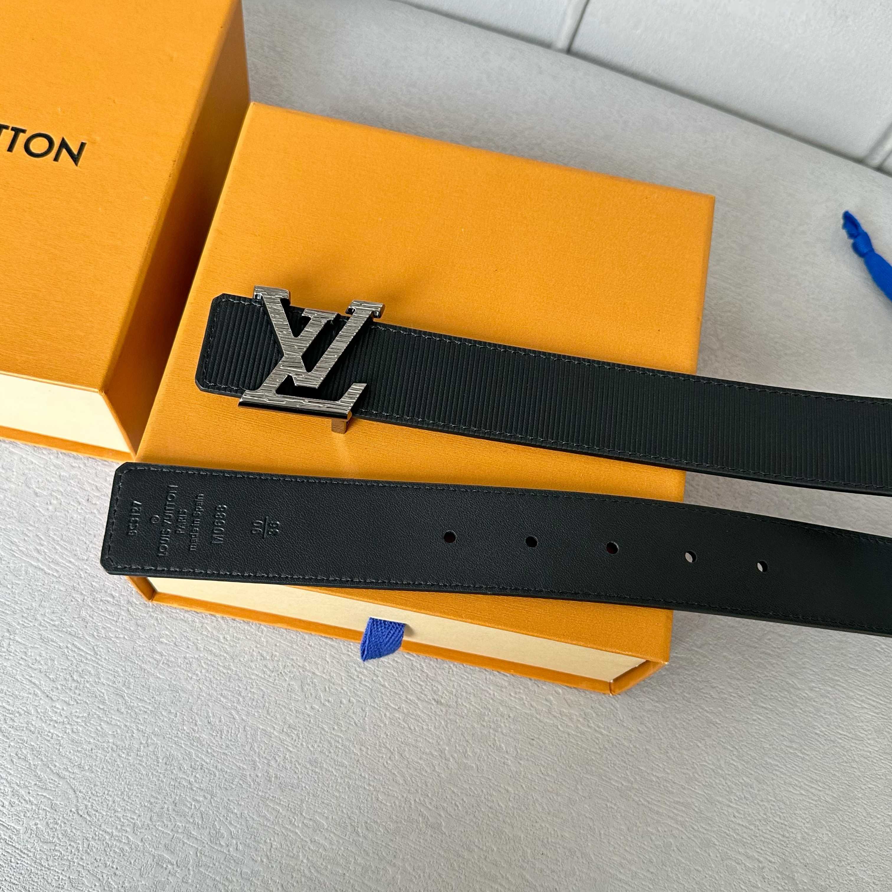 LOUIS VUITTON 驢家原單腰帶 双面可用 35mm幅