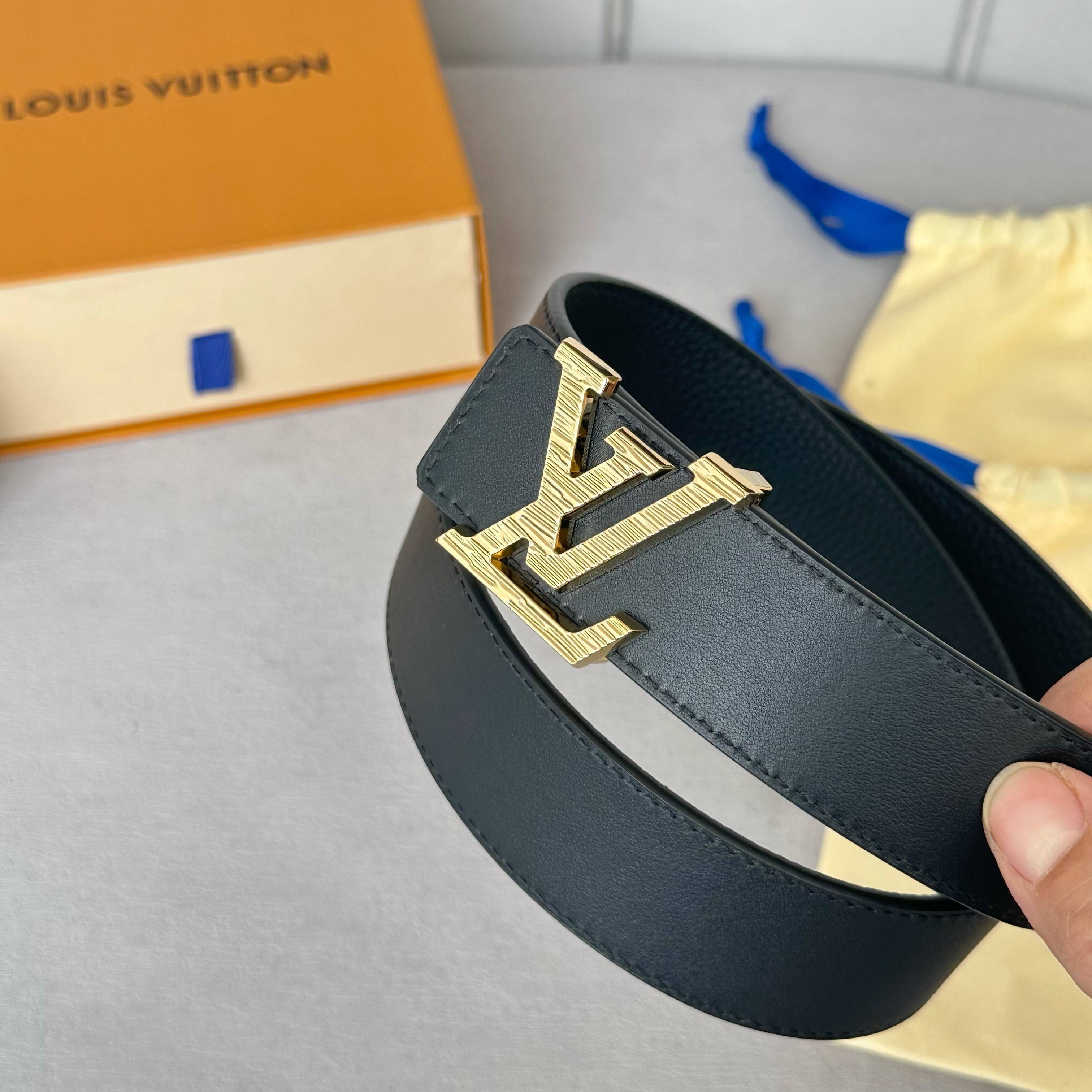 L0UIS VUITT0N 驢家原單腰帶 双面デザインの35mm幅