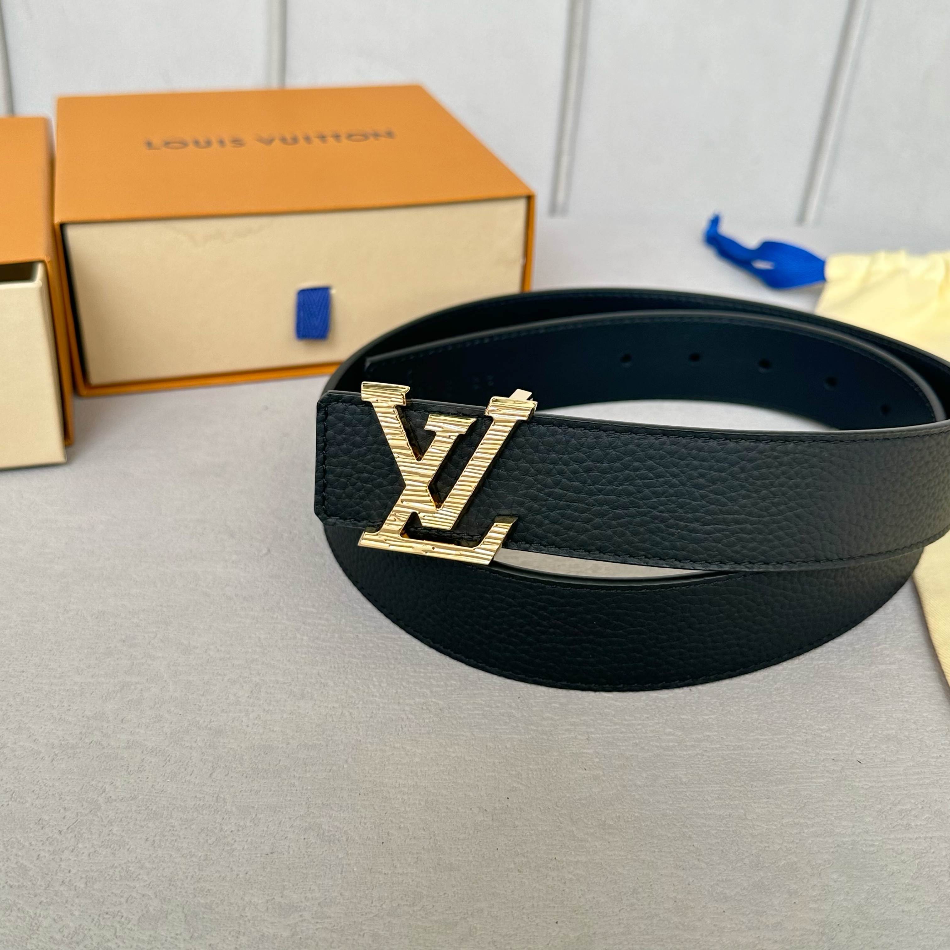 L0UIS VUITT0N 驢家原單腰帶 双面デザインの35mm幅