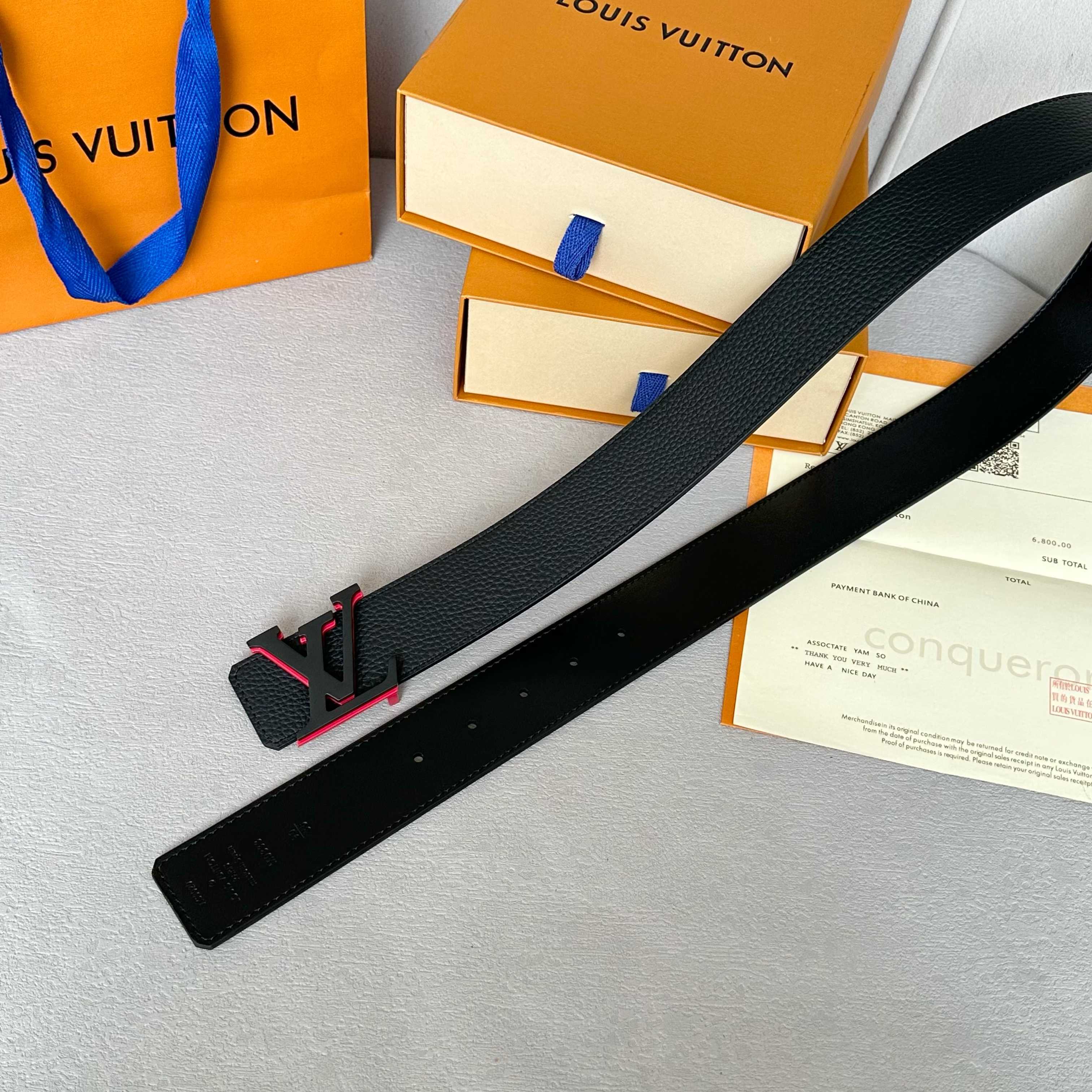 L0UIS VUITT0N 原版包裝➕1.0 - 最新型字母搭扣と柔らかい小牛皮底