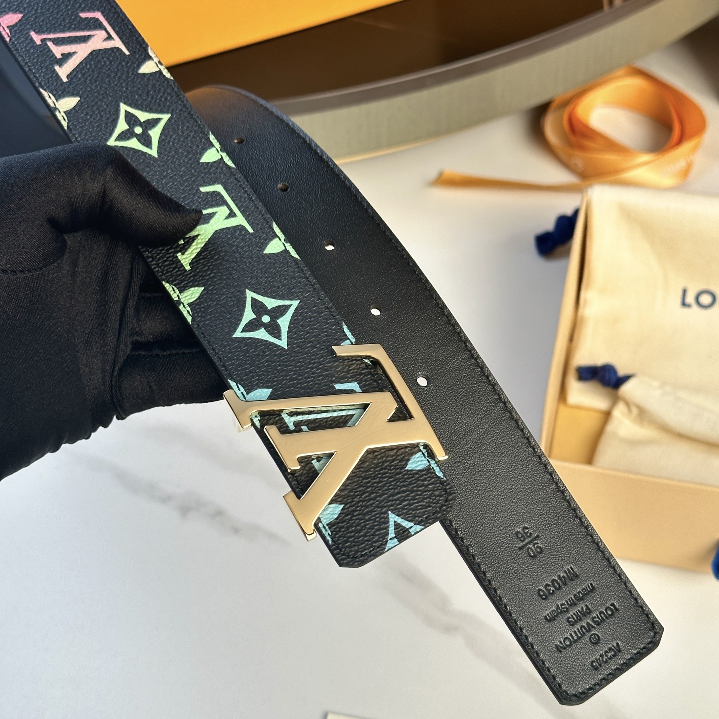 LOUIS VUITTON 原版包裝 1.0 40mm 定制帆布皮帶