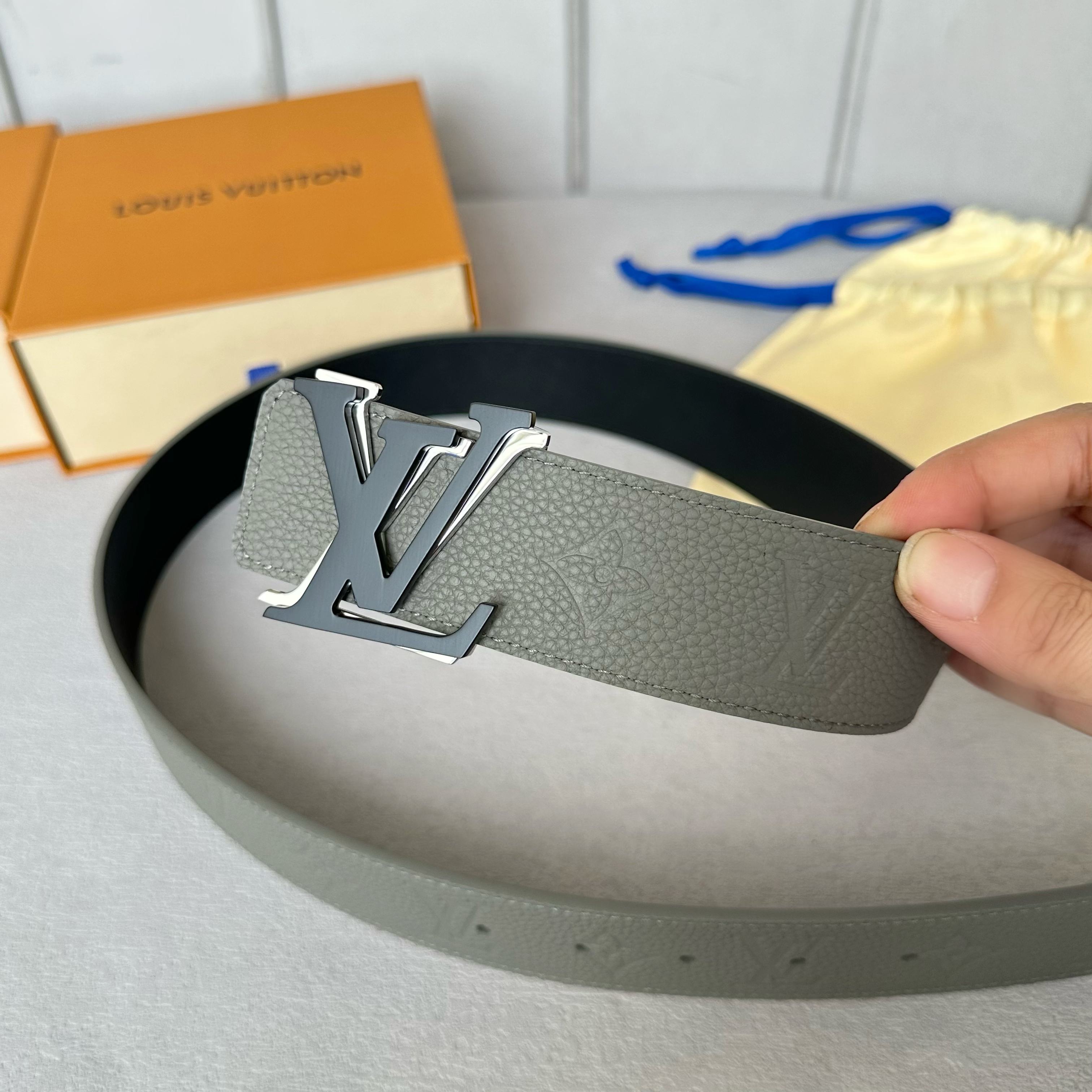 LOUIS VUITTON 原版包裝➕1.0 - 寬幅40mmの小牛皮製