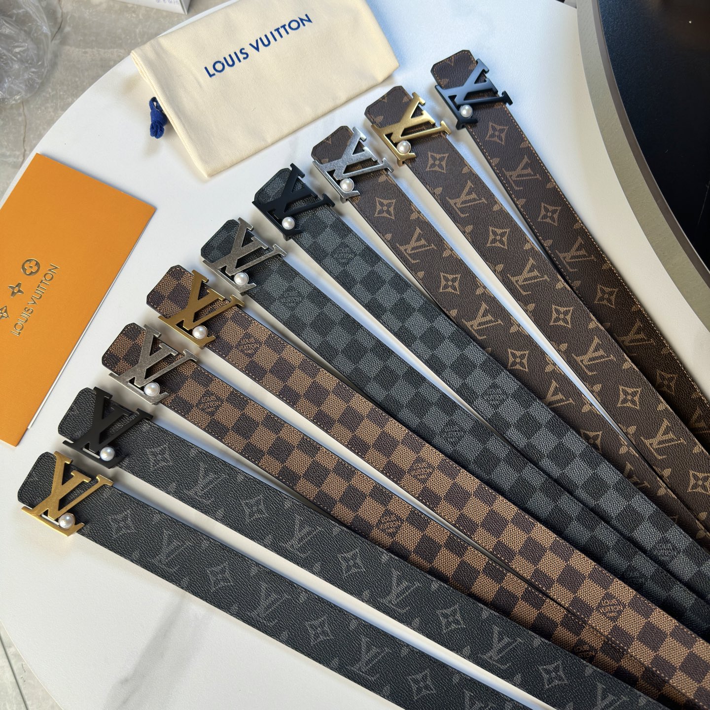 LOUIS VUITTON 原版包裝➕1.0 - 精鋼搭扣の双面用デザイン