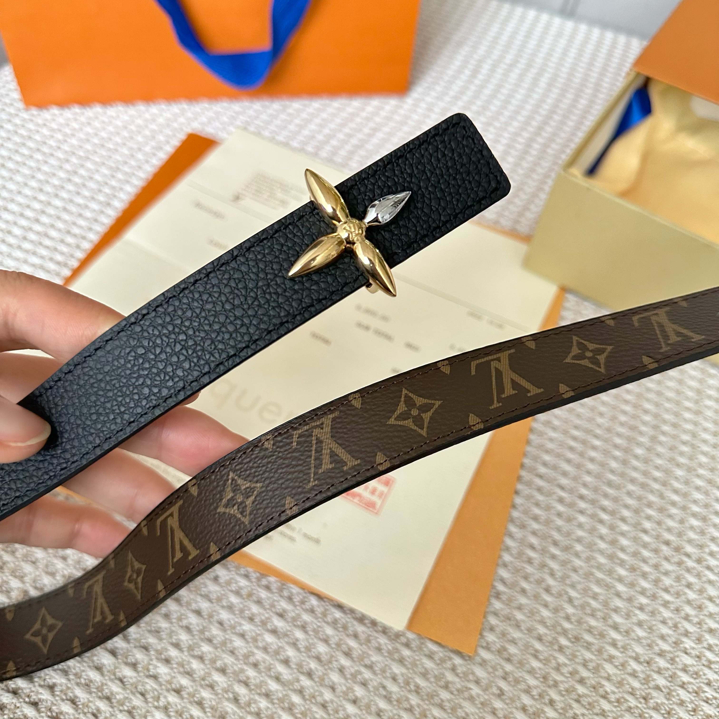 LouiS VuittoN P255 レディース ダブルフェイスベルト 幅25mm