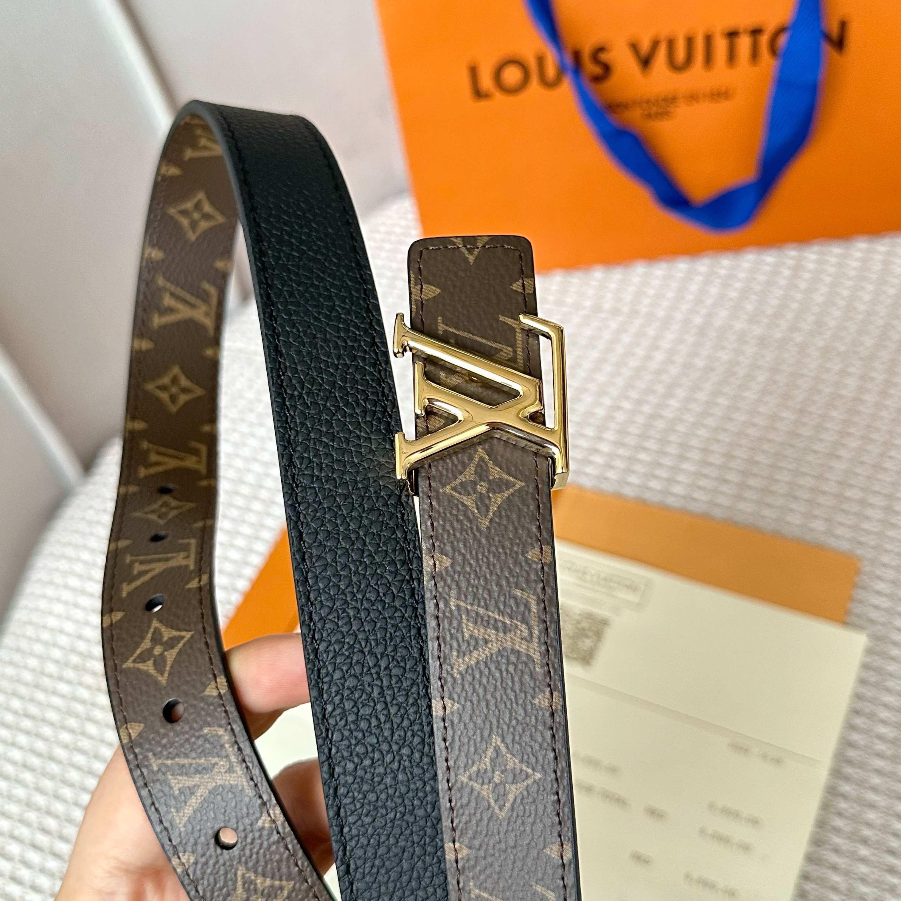 LOUIS VUITTON P255 原版包裝 レディース腰帶 25mm