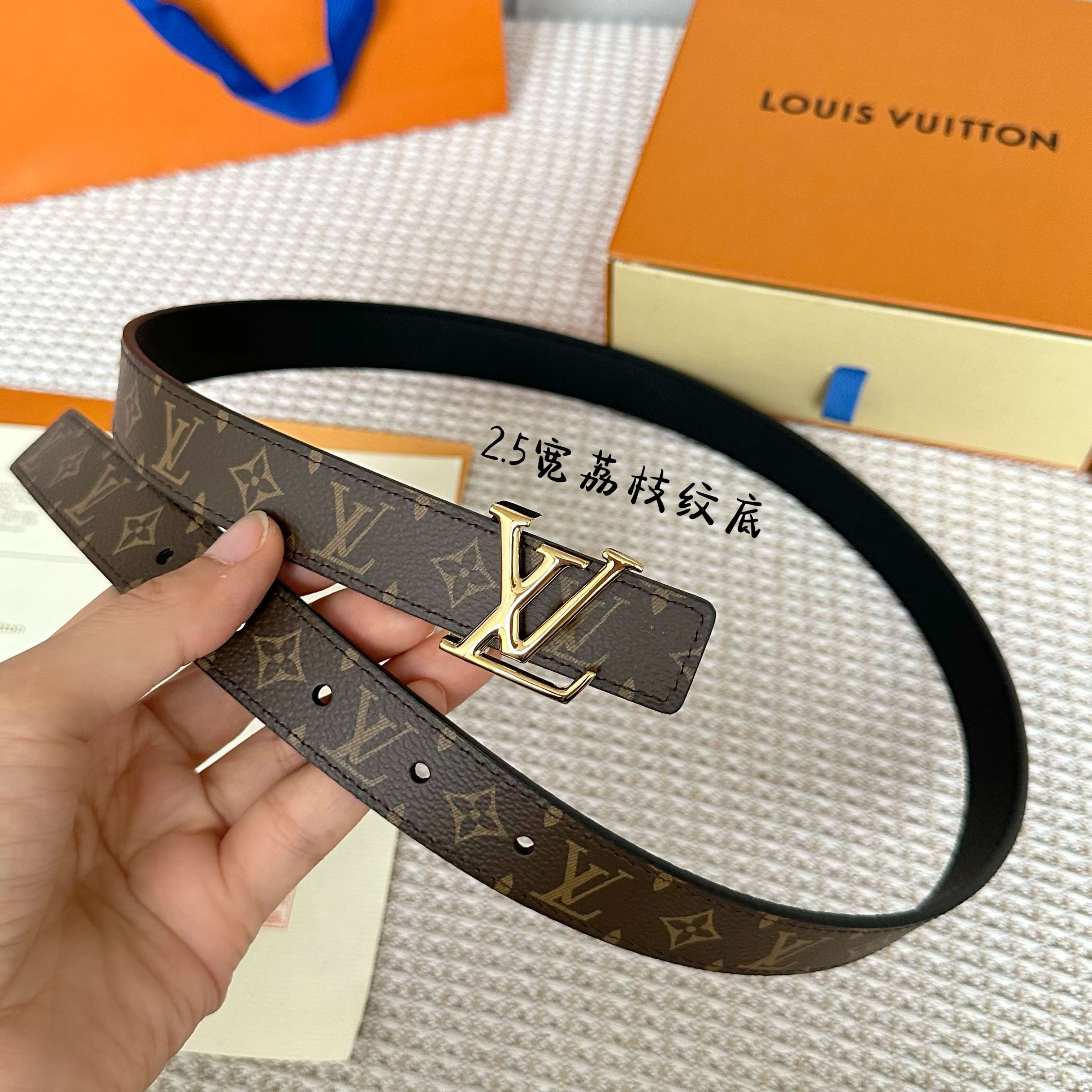 LOUIS VUITTON P255 原版包裝 レディース腰帶 25mm