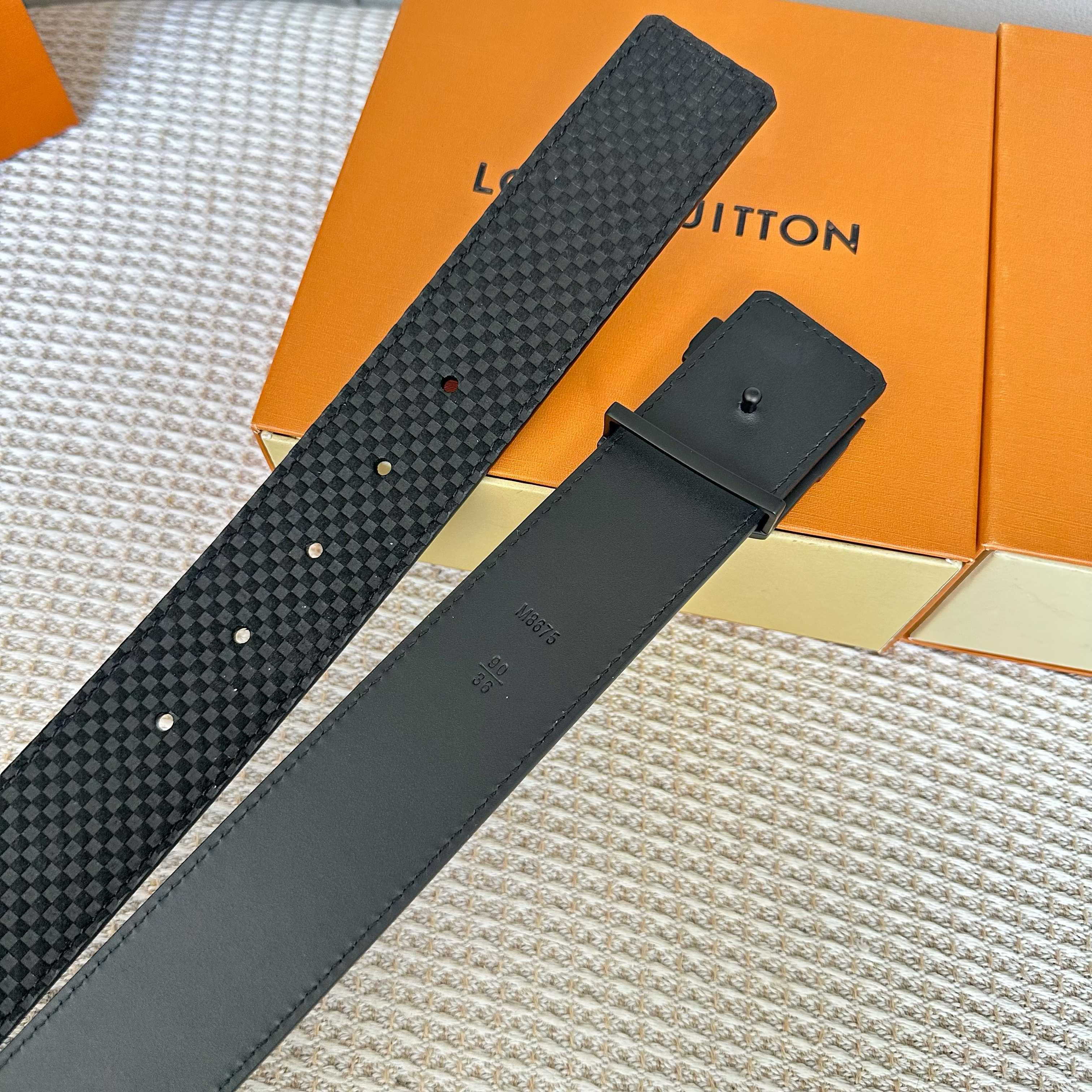 L0UIS VUITT0N P：255 原版包裝 40mm幅 小牛皮仕様