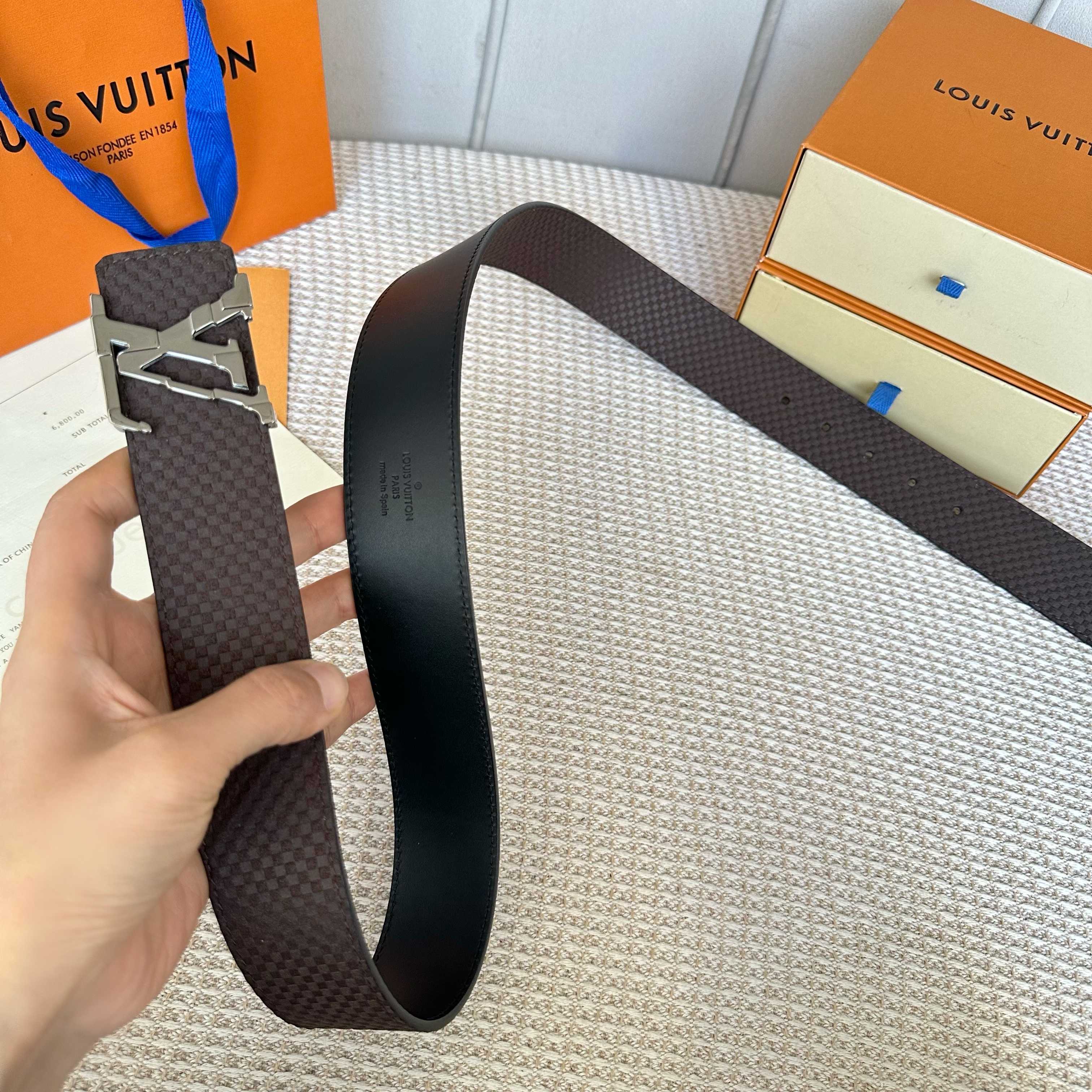 LOUIS VUITTON P：255 原版包裝 40mm 幅 小牛皮製