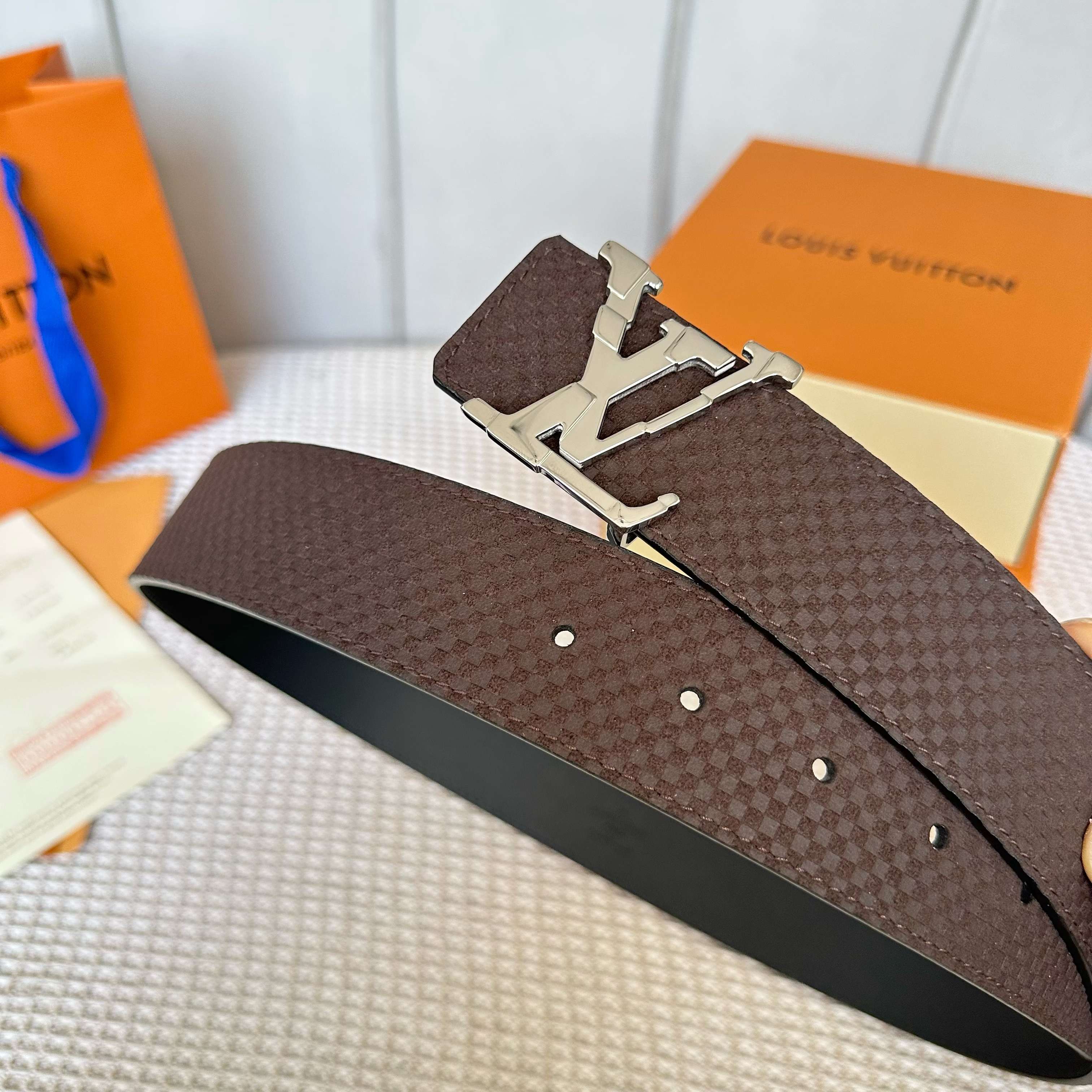 LOUIS VUITTON P：255 原版包裝 40mm幅 小牛皮仕様