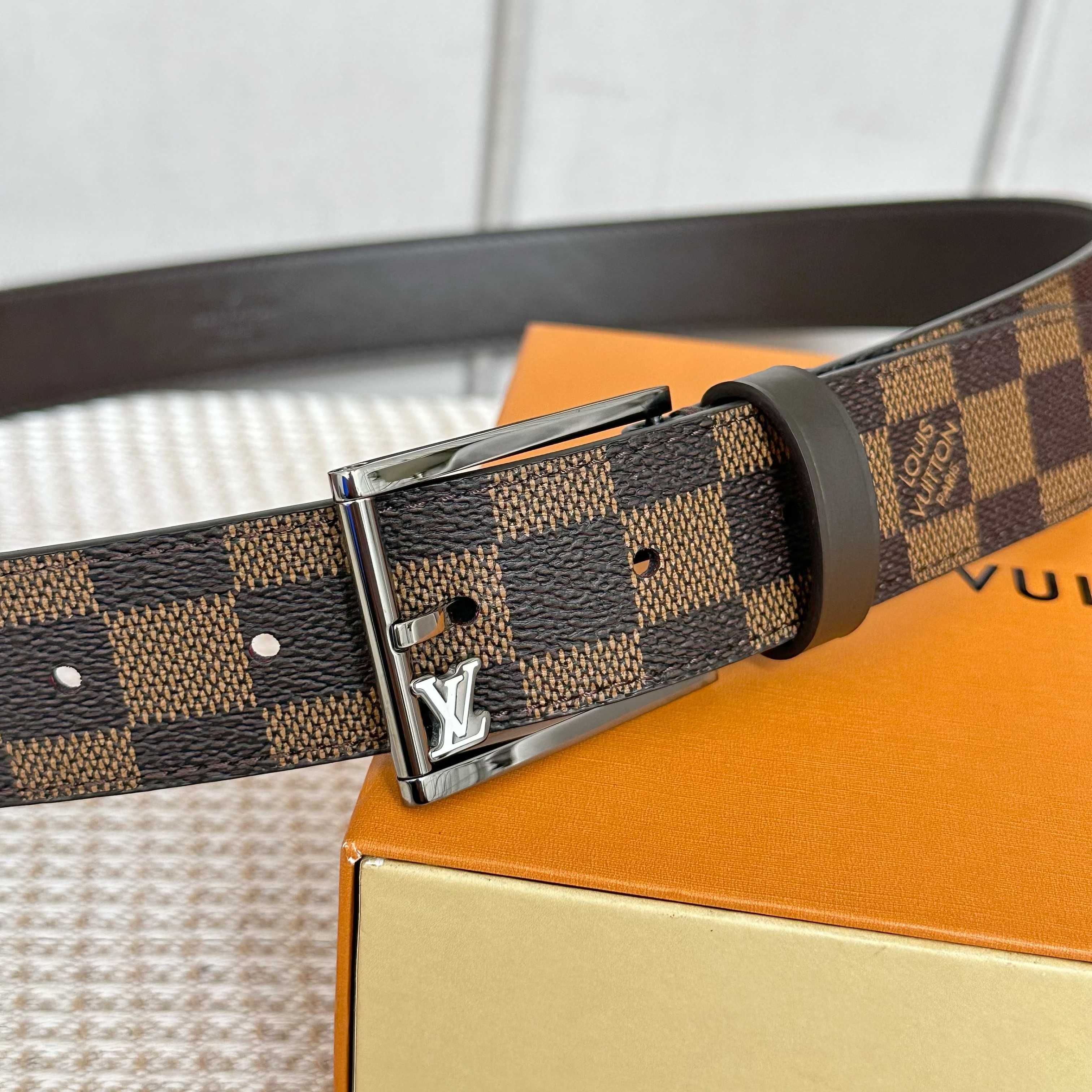 L0UIS VUITT0N P255 原版包装 男士腰帶 35mm幅広