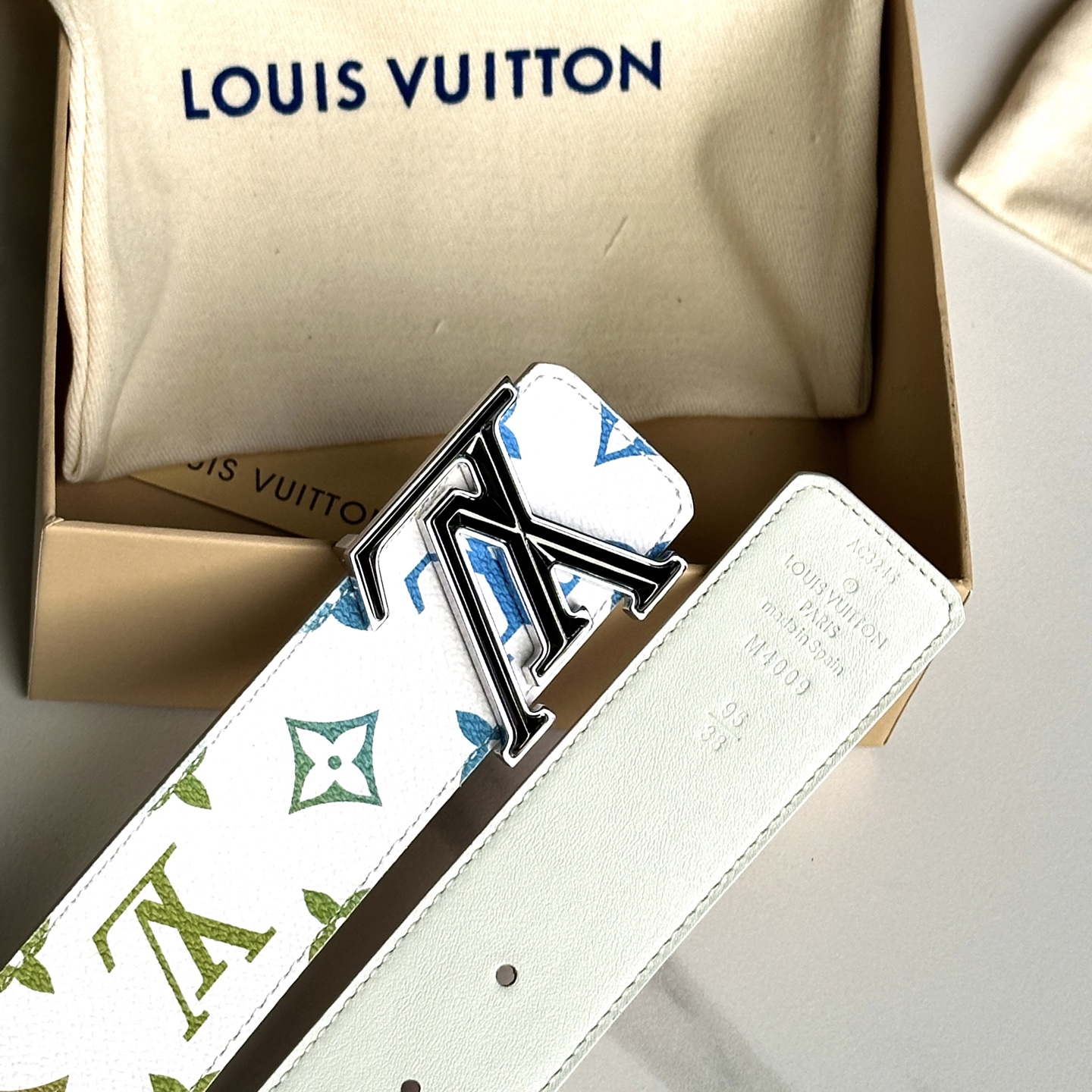 LOUIS VUITTON P：255 ベルト - 40mm 幅のクラシックデザイン