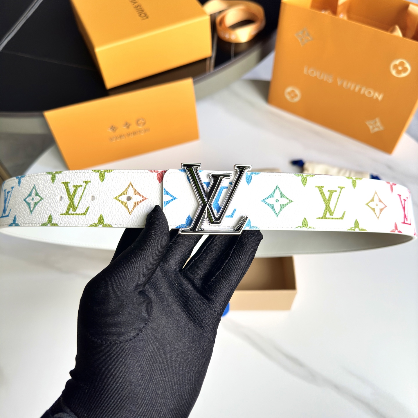 LOUIS VUITTON P：255 ベルト - 40mm 幅のクラシックデザイン
