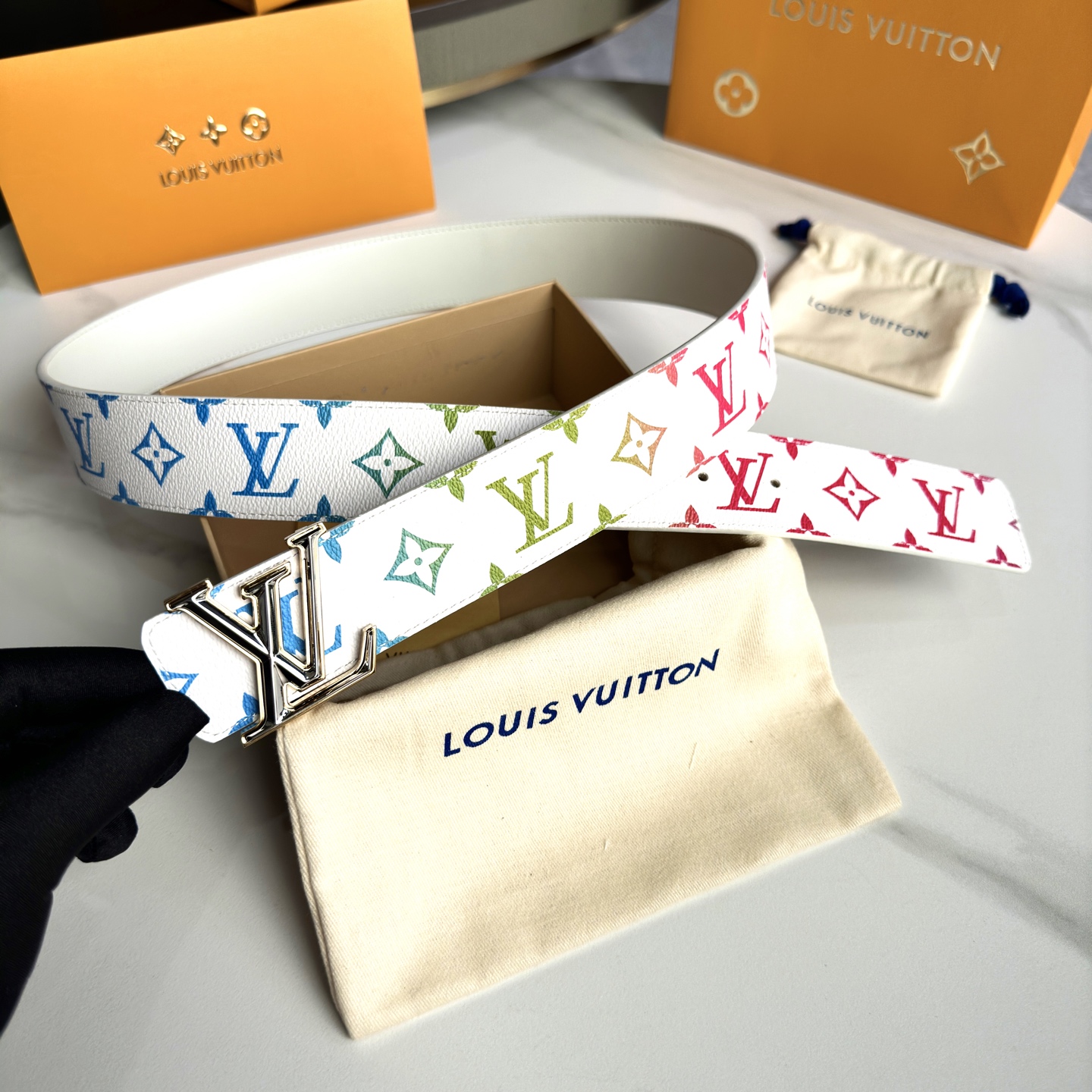 ルイ・ヴィトン P：255 ベルト - カスタムキャンバスと牛革の高級仕様