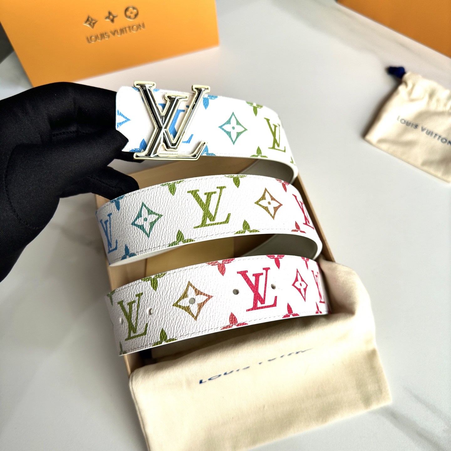 ルイ・ヴィトン P：255 ベルト - カスタムキャンバスと牛革の高級仕様