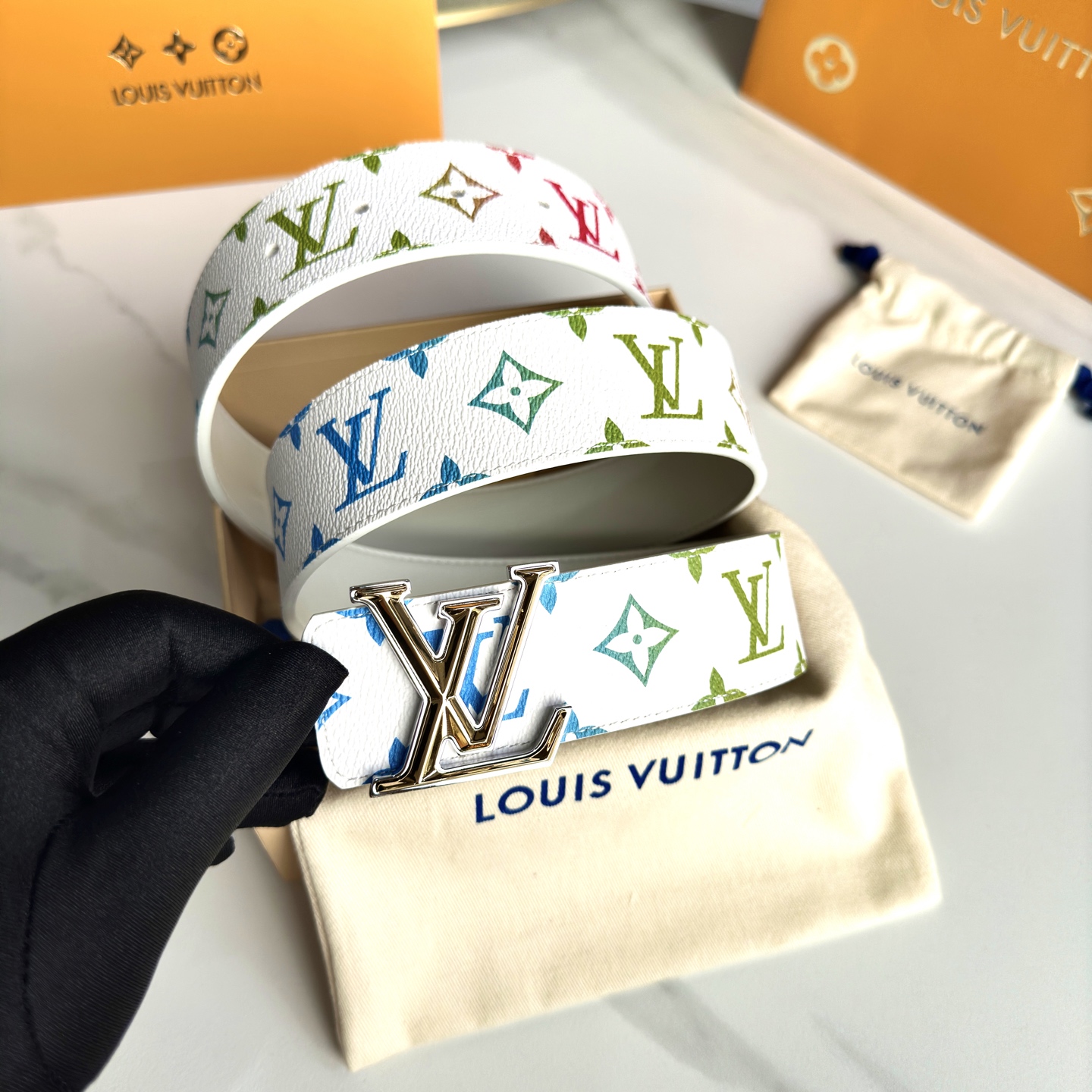 LOUIS VUITTON P：255 プレミアムレザーリバーシブルベルト