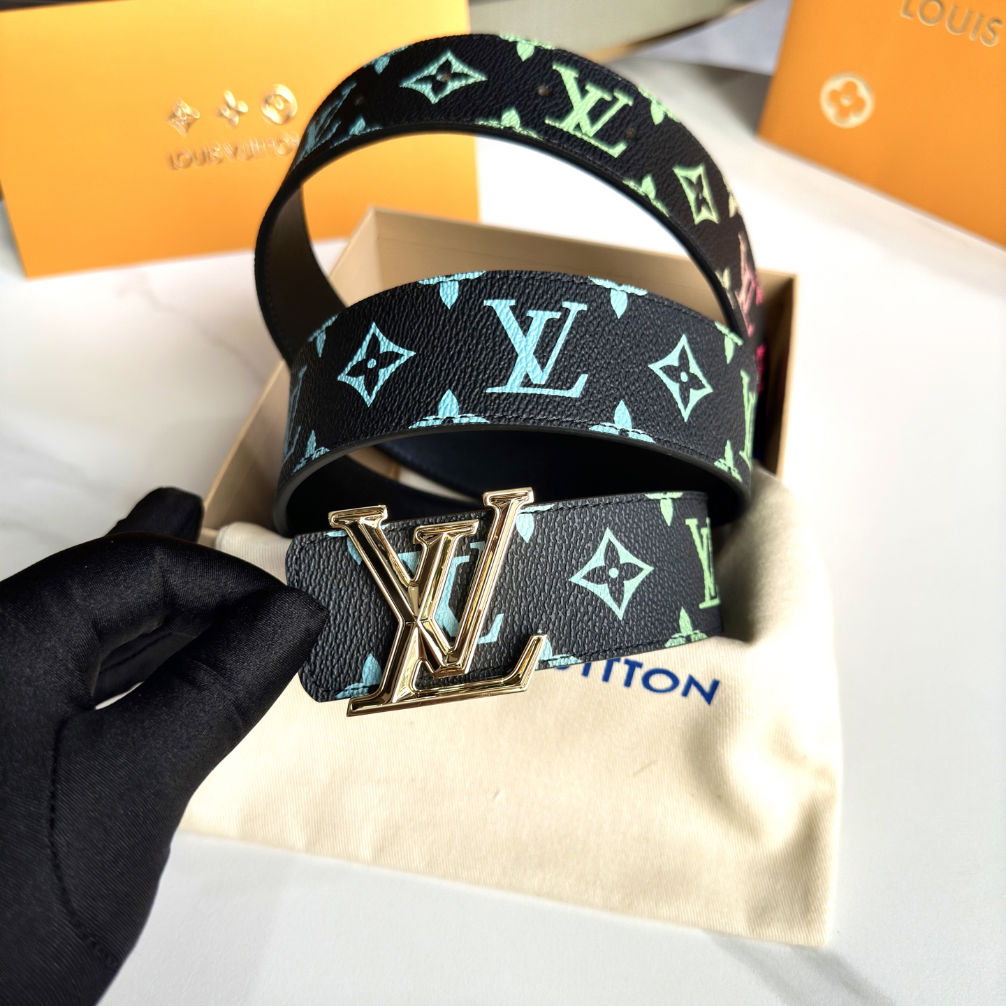 ルイ・ヴィトン P：255 ベルト - カスタムキャンバスと高級レザー
