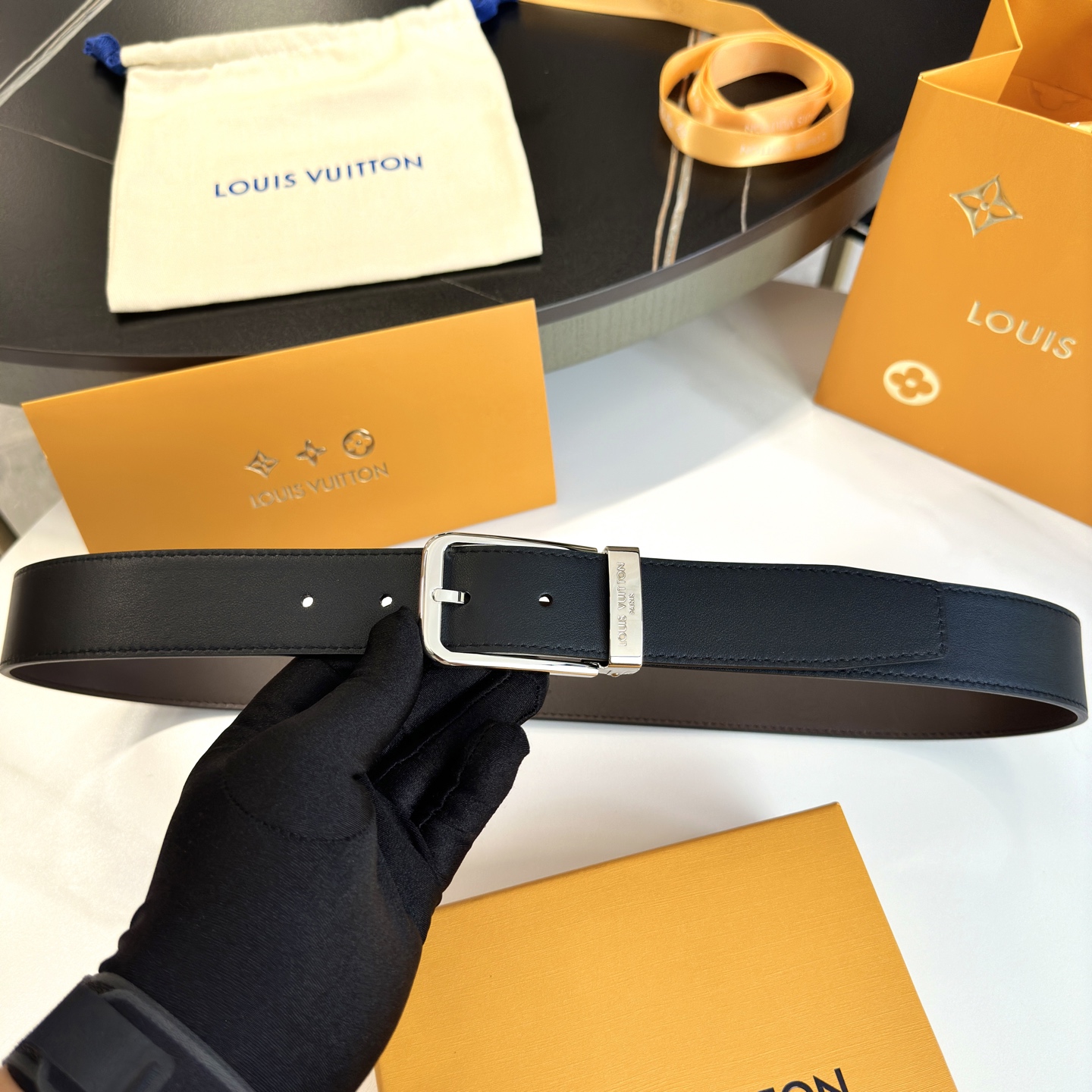 L0UIS VUITT0N P255 男性用原版包裝腰帶 35mm幅