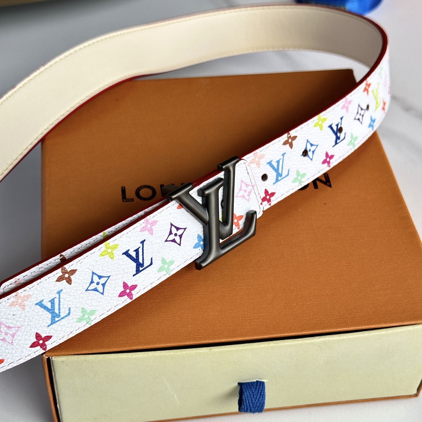 驢家 レディース スポーティーな小花柄キャンバスベルト