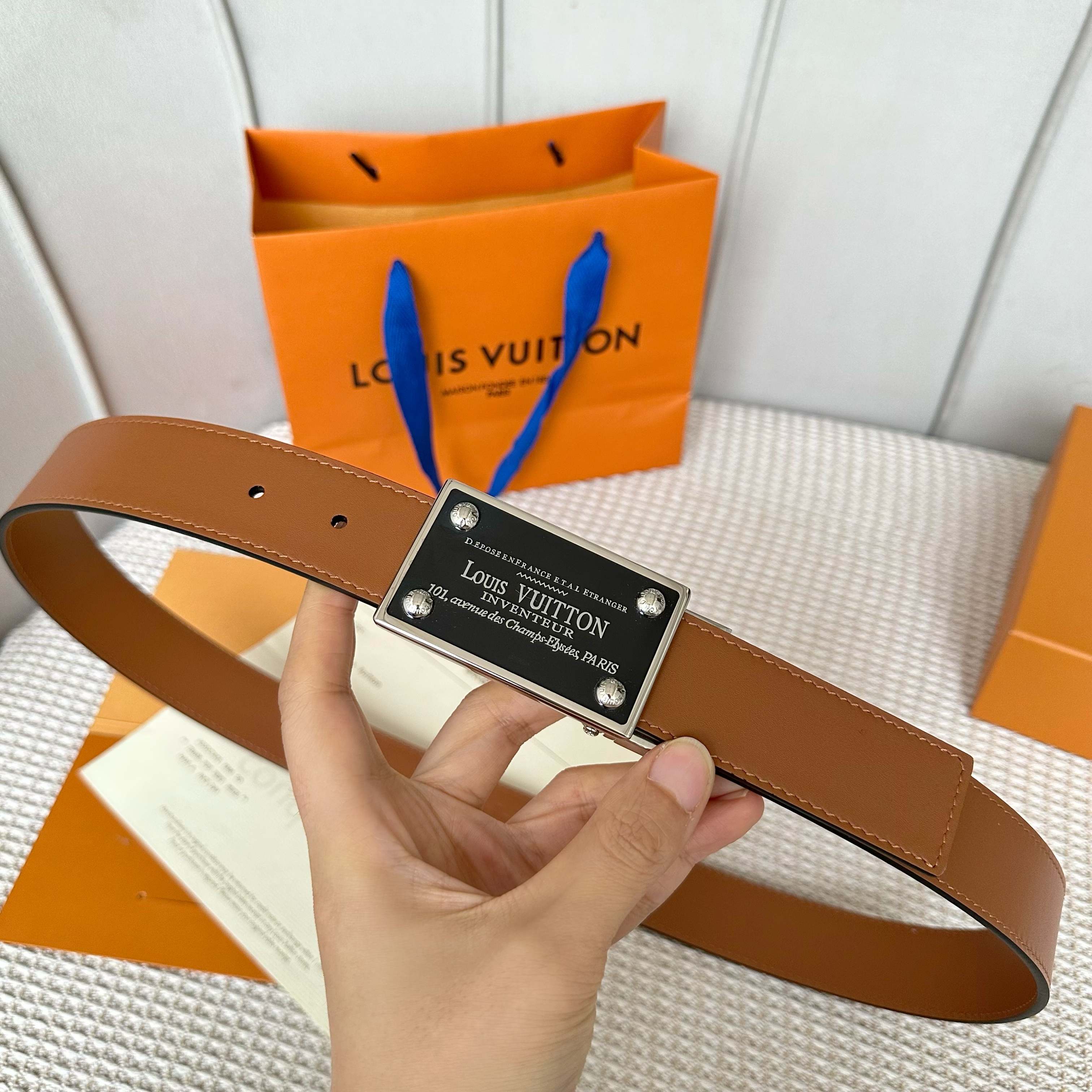 LOUIS VUITTON P255 男性用ダブルサイドレザーベルト 35mm