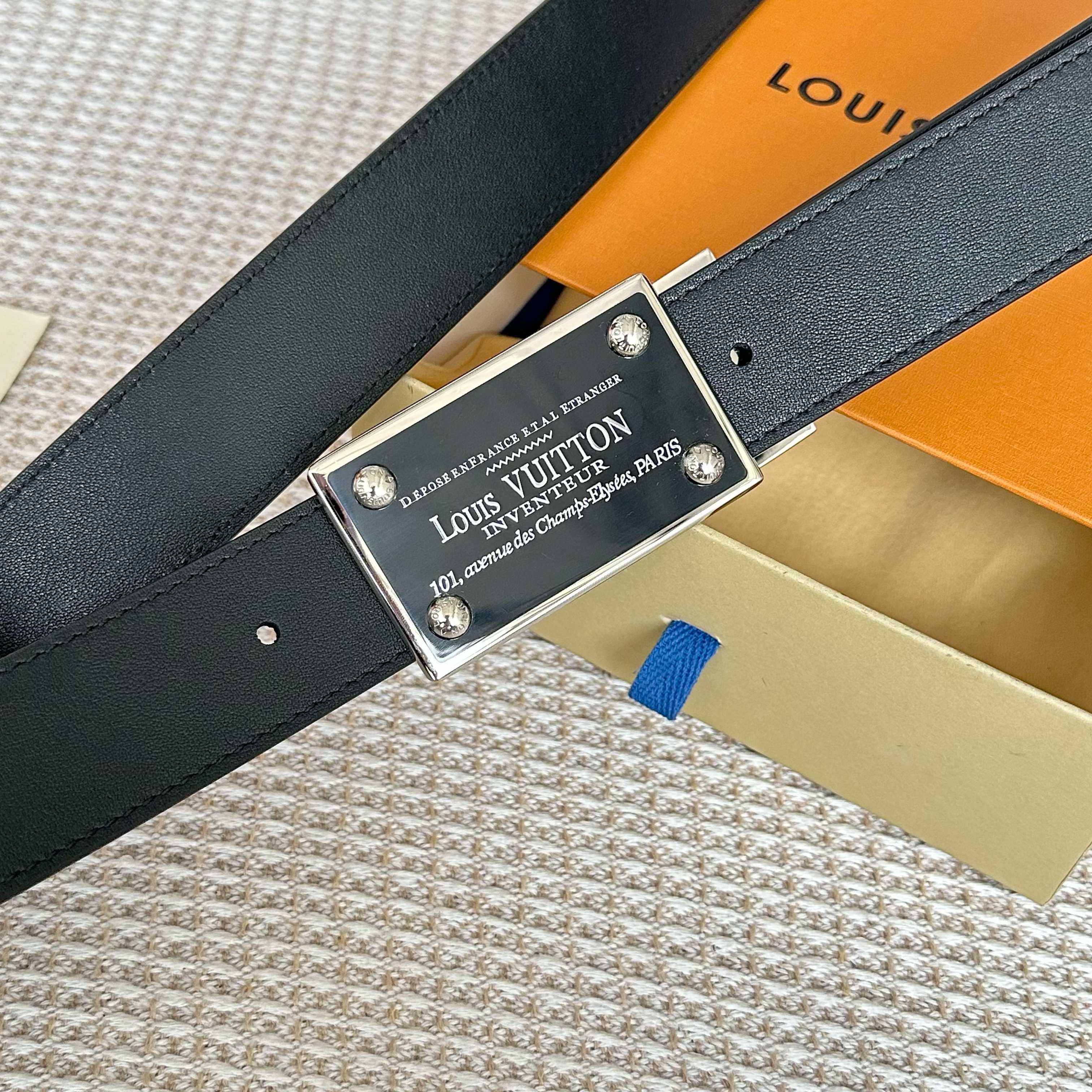 LOUIS VUITTON P255 メンズ腰帯 双面小牛皮