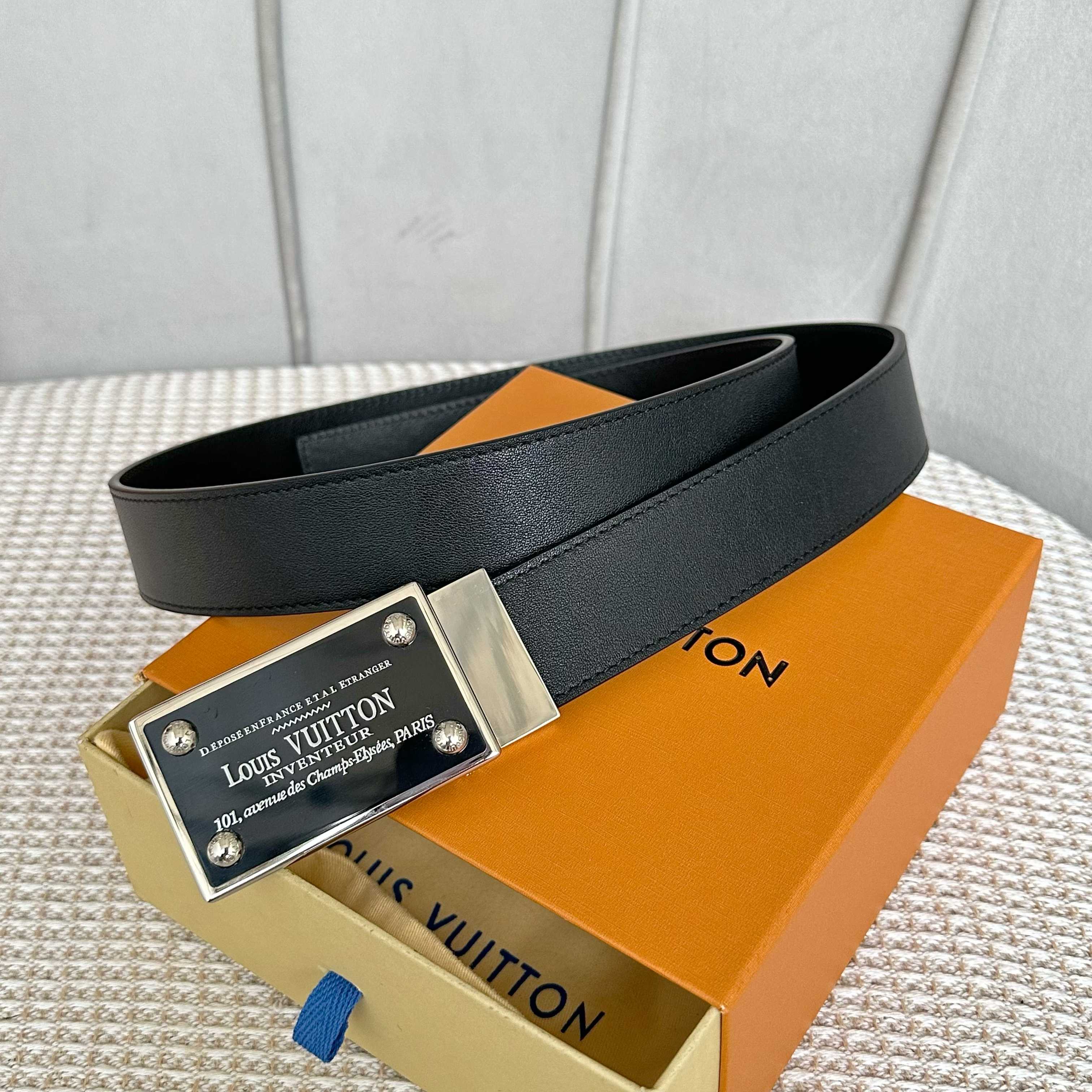 LOUIS VUITTON P255 メンズ腰帯 双面小牛皮