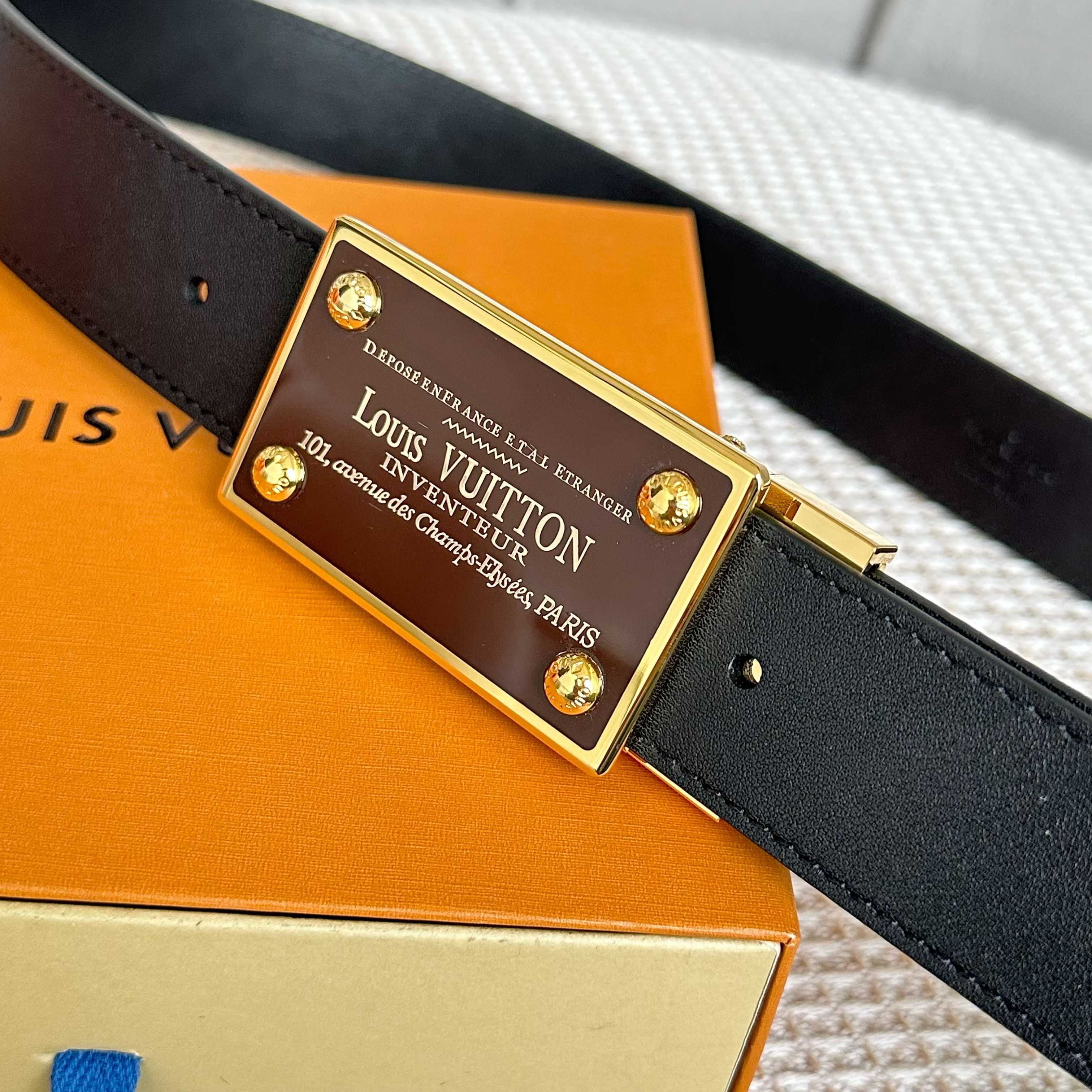 LVMH P255 男性用ダブルサイドレザーウエストベルト