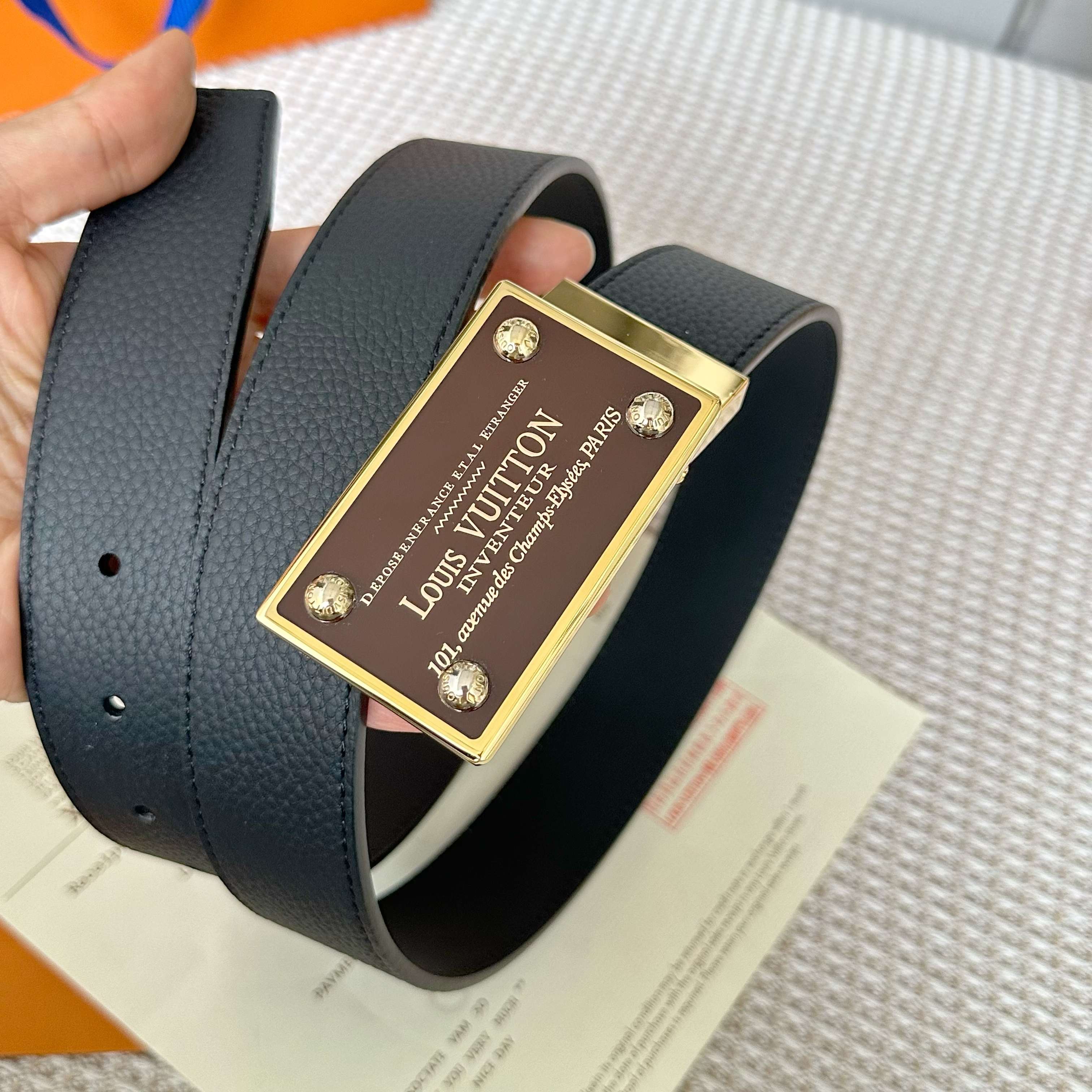 L0UIS VUITT0N P255 男士原單腰帶 双面小牛皮