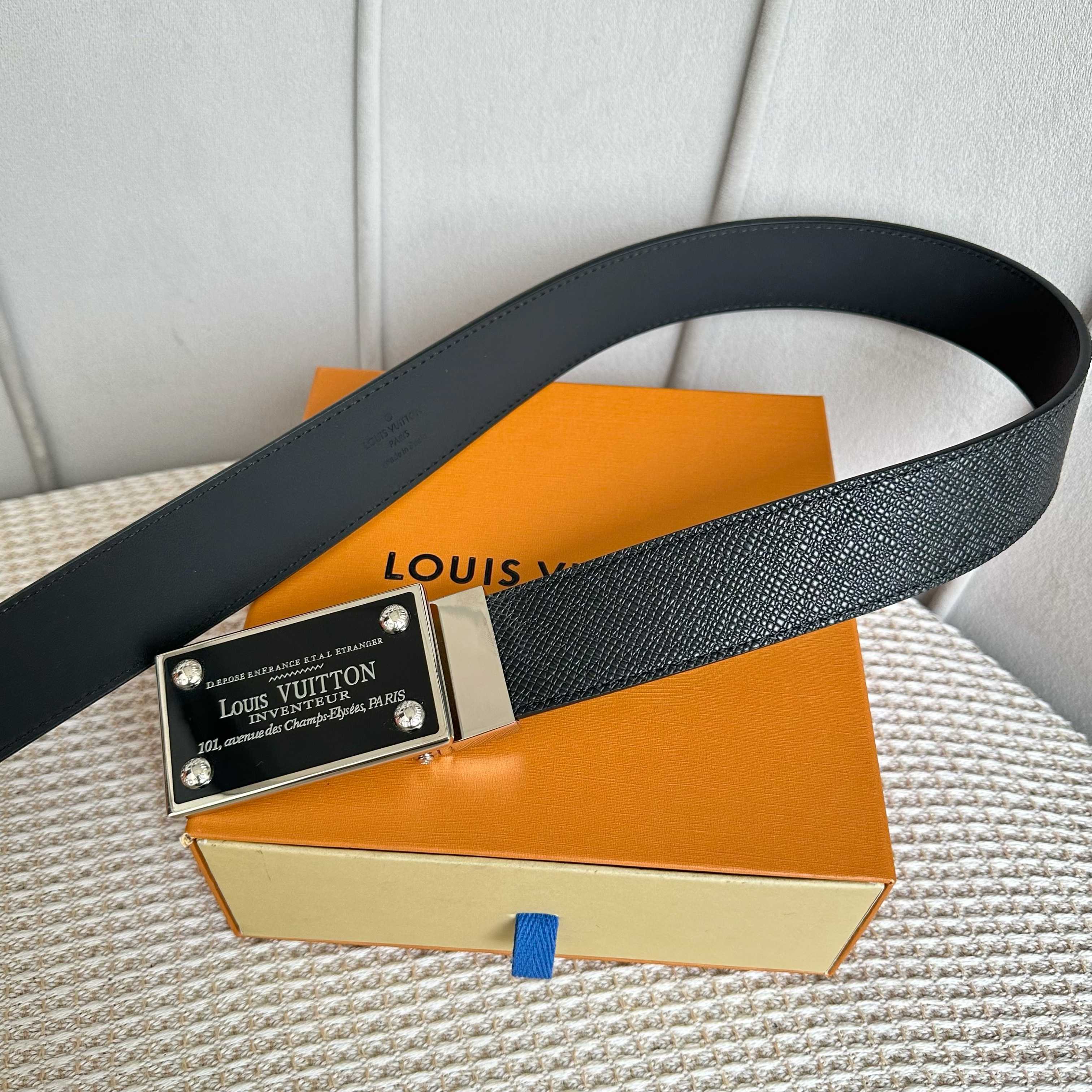 LVMH P255 メンズ腰帶 二面使用 小牛皮製