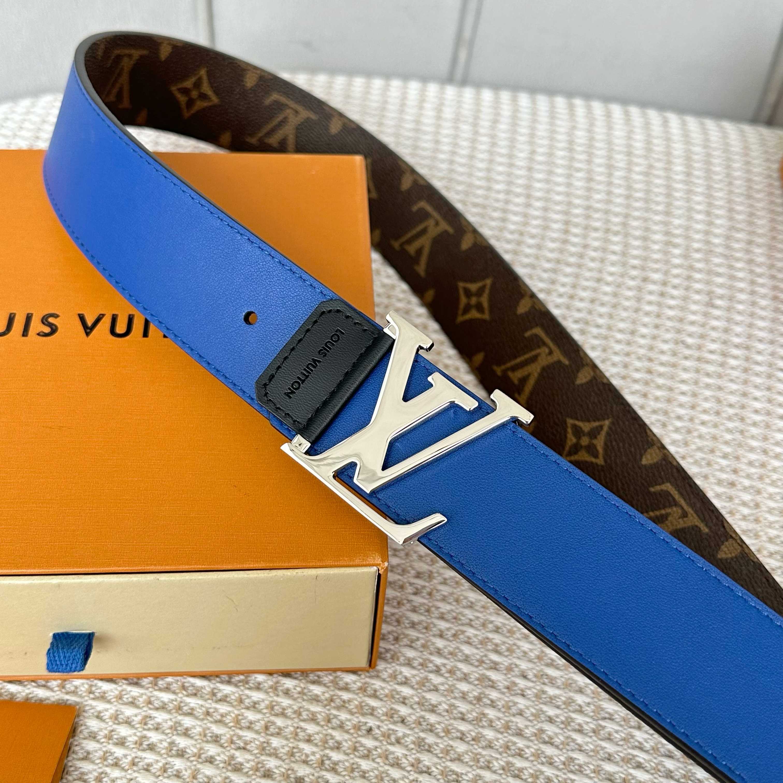 ルイ・ヴィトン P：255 原版包裝 40mm 幅のカスタムキャンバスベルト