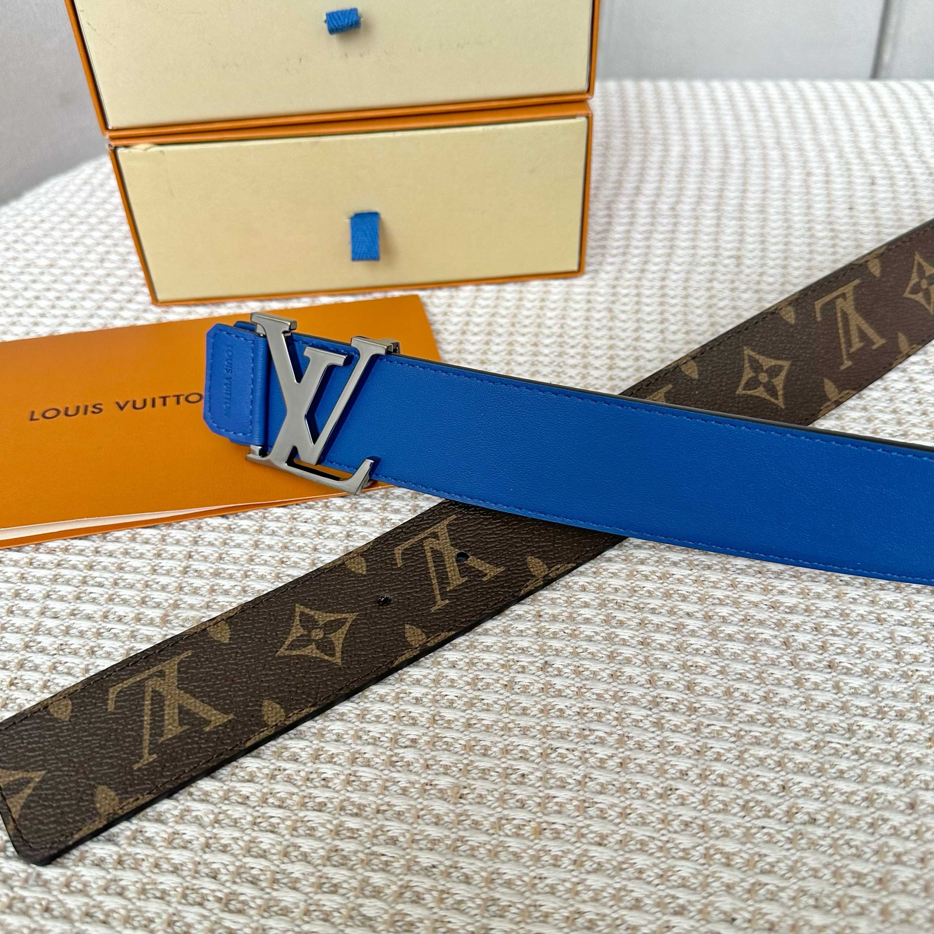 LOUIS VUITTON P：255 原版包裝 40mm 帆布ベルト