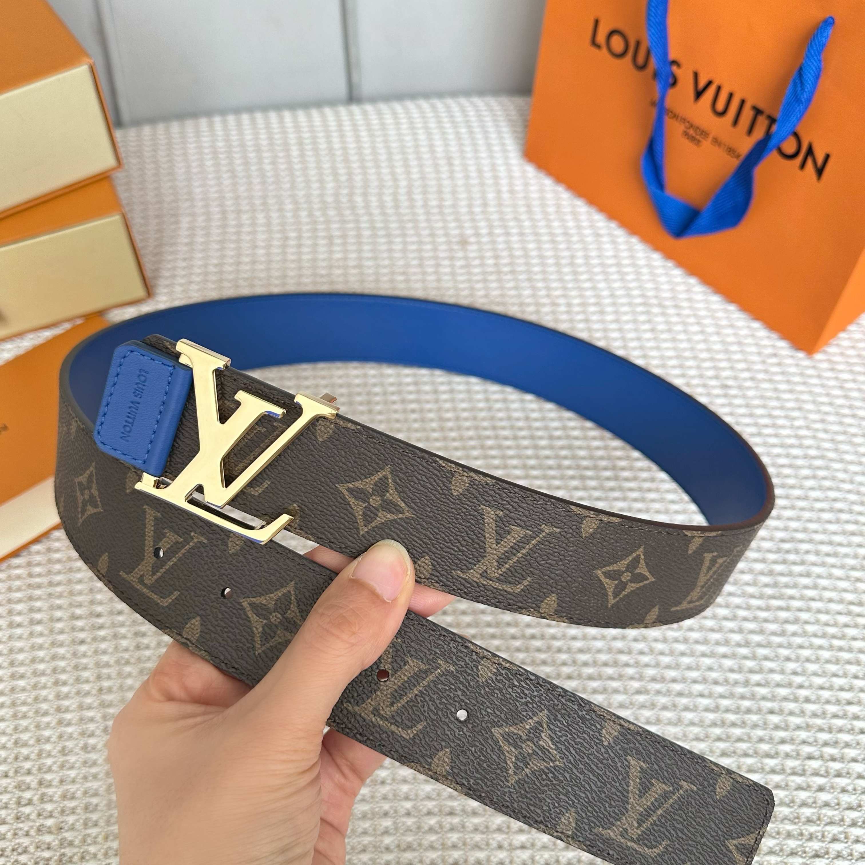 LOUIS VUITTON P：255 オリジナルパッケージのカスタムキャンバス