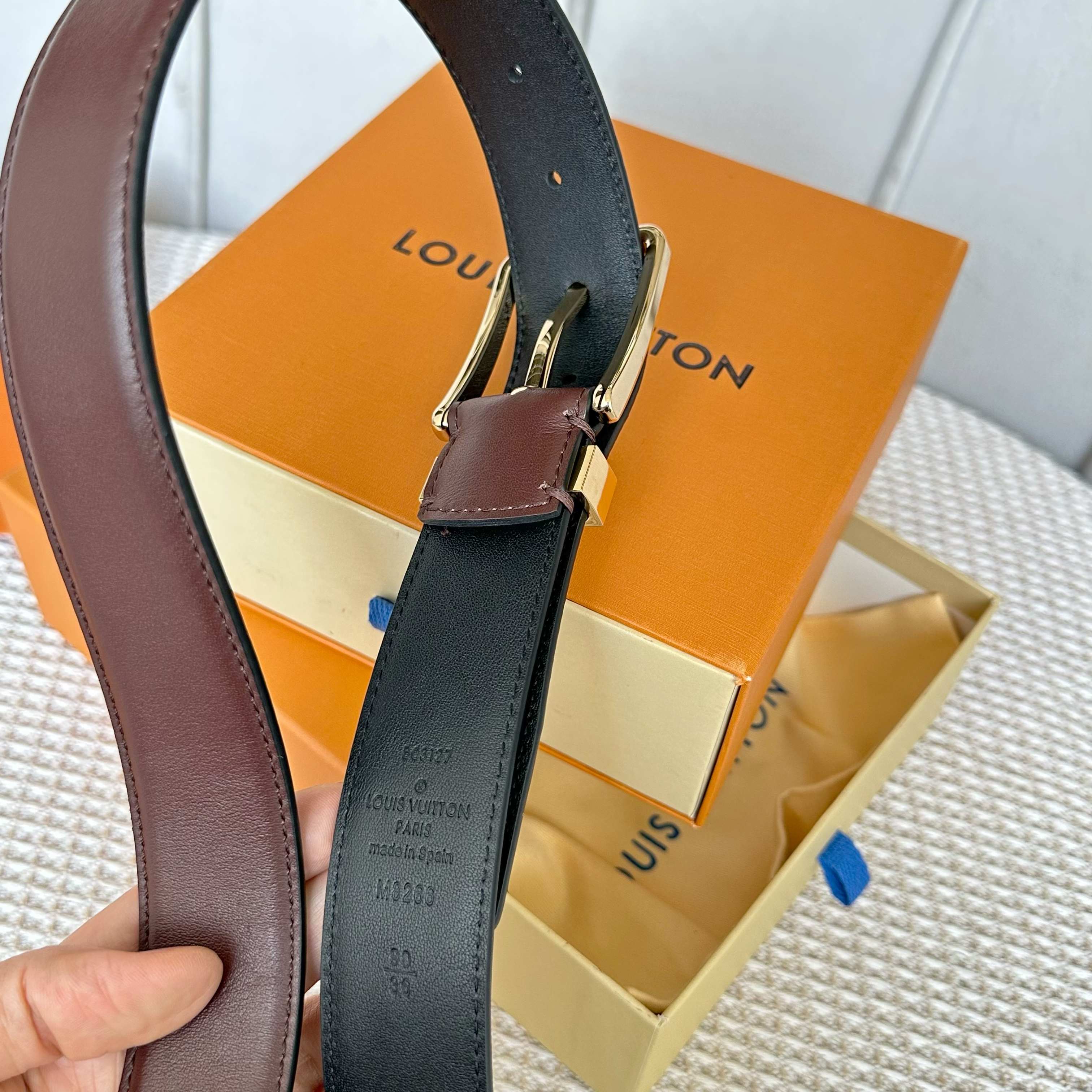 LOUIS VUITTON P255 男性用ダブルサイドベルト 35mm