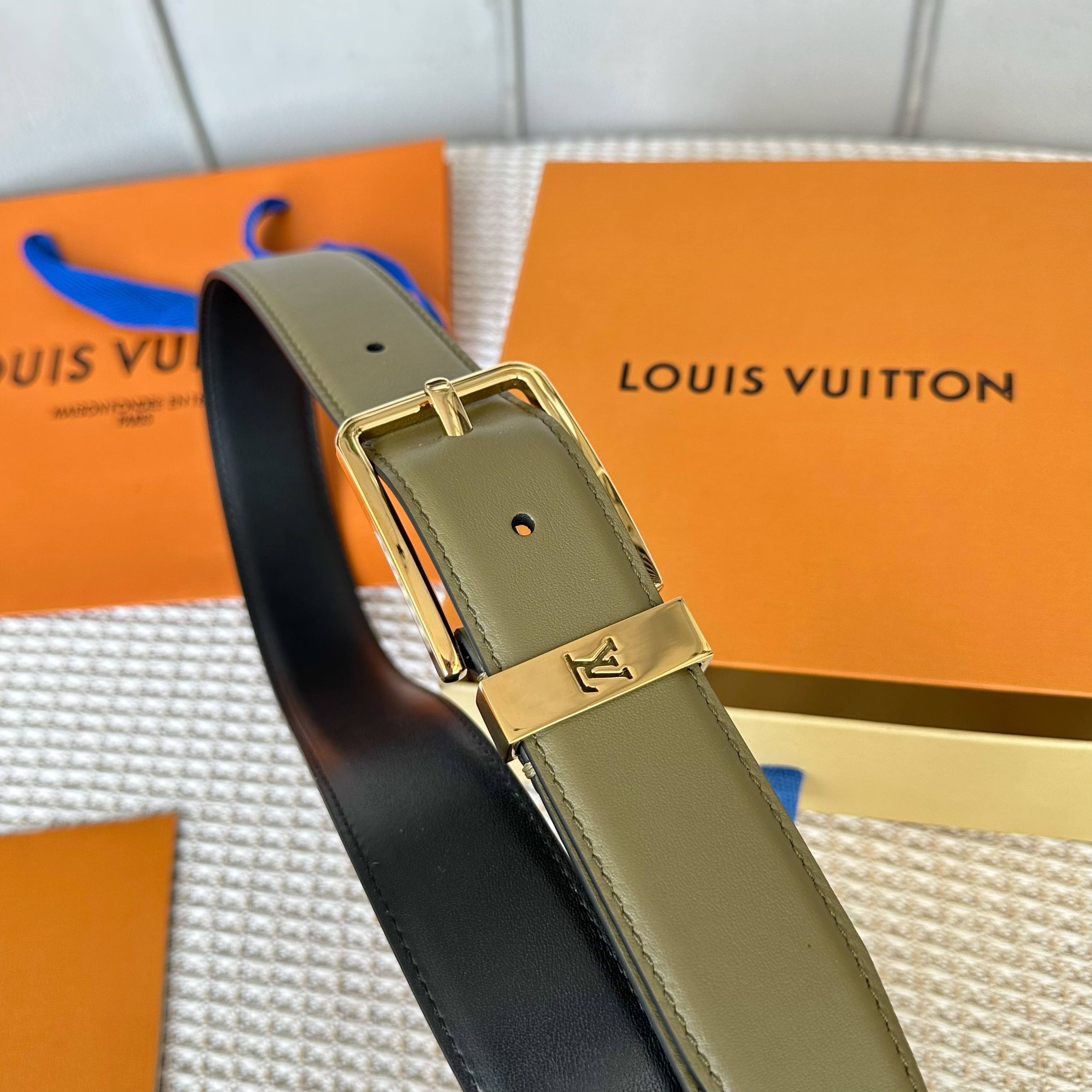 LouiS Vuitton P255 男性用ダブルフェイスレザーベルト