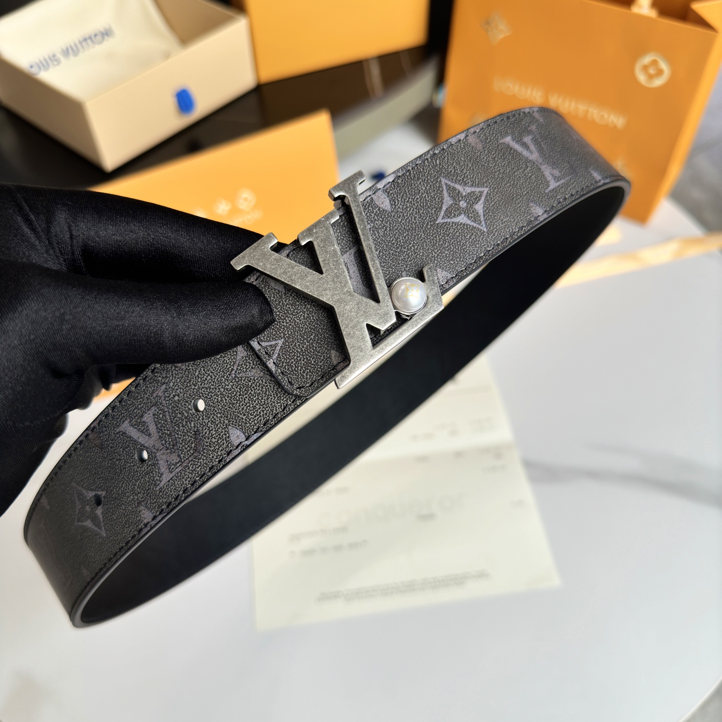 LOUIS VUITTON 男士原單腰帶 双面小牛皮デザイン