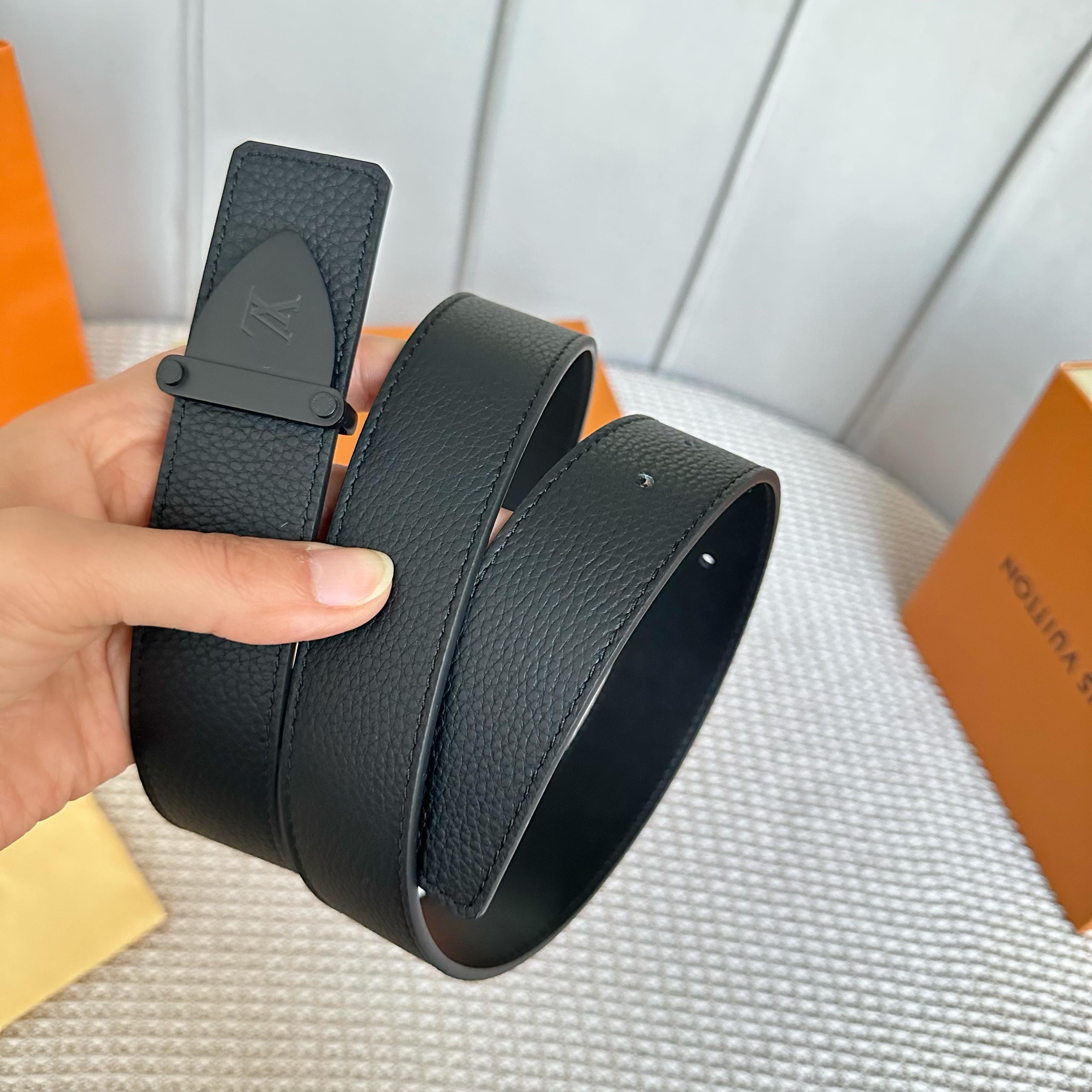 LOUIS VUITTON P255 リバーシブルレザーベルト 35mm