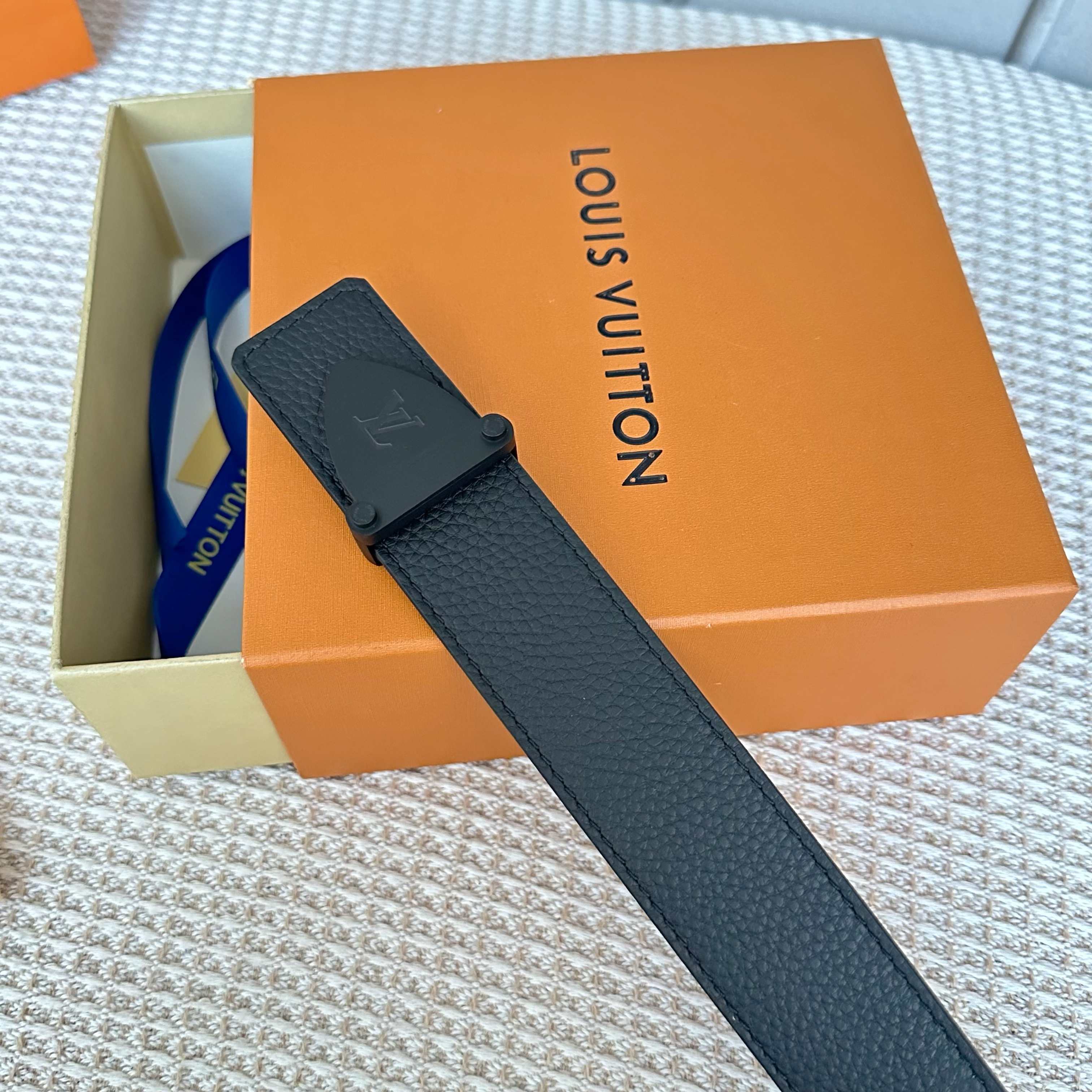 LOUIS VUITTON P255 リバーシブルレザーベルト 35mm