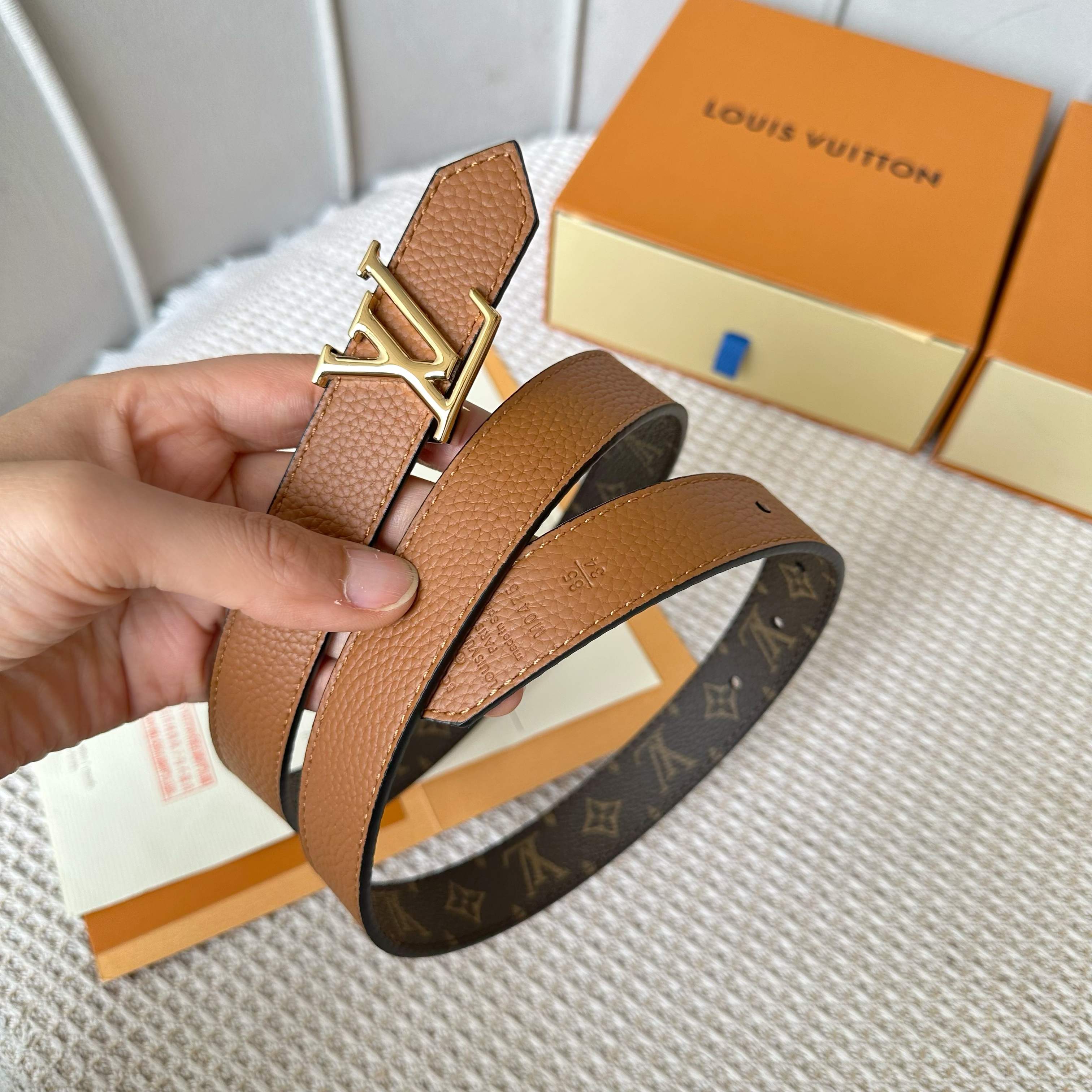 L0UIS VUITT0N P255 驢家女士原單腰帶 - 定制帆布と荔枝纹