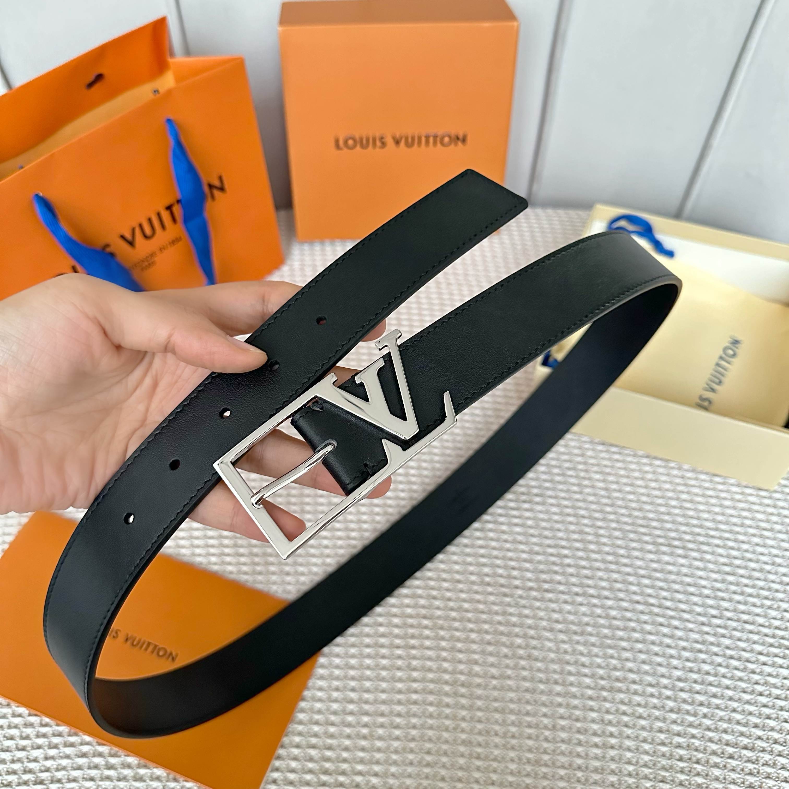 LOUIS VUITTON P255 男士原單腰帶 - 35mm幅広デザイン