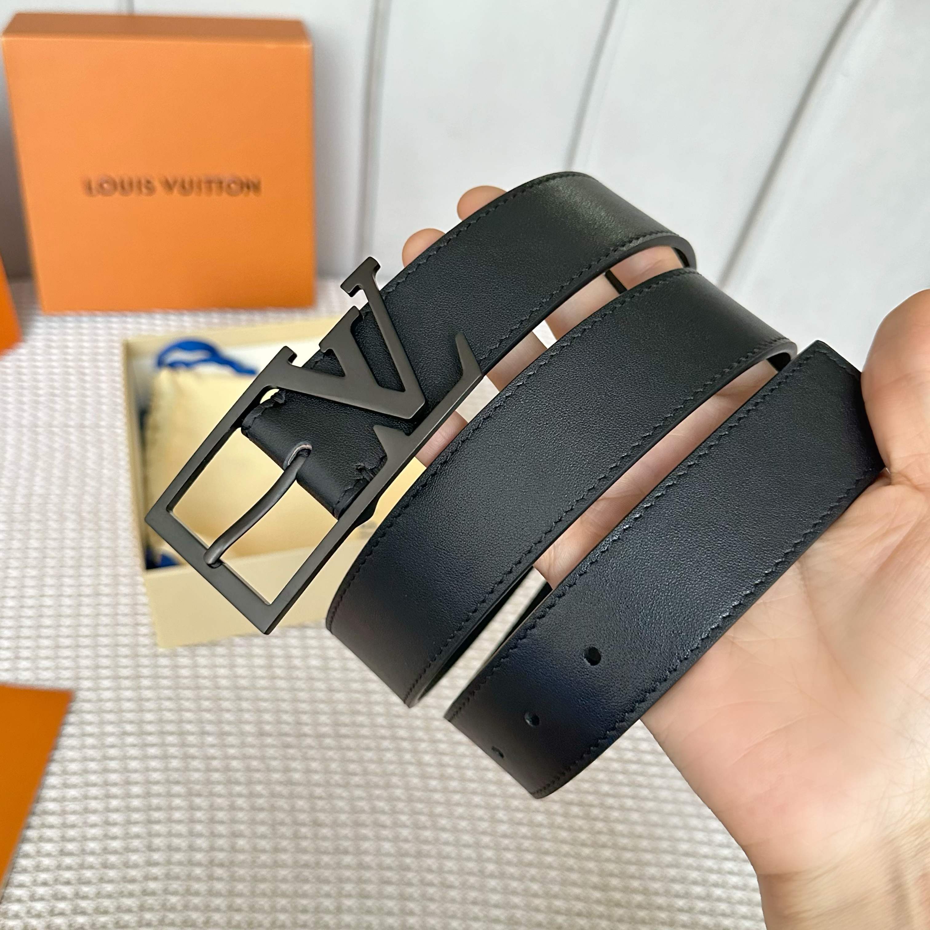 LOUIS VUITTON P255 原版包装 男士腰帶 35mm