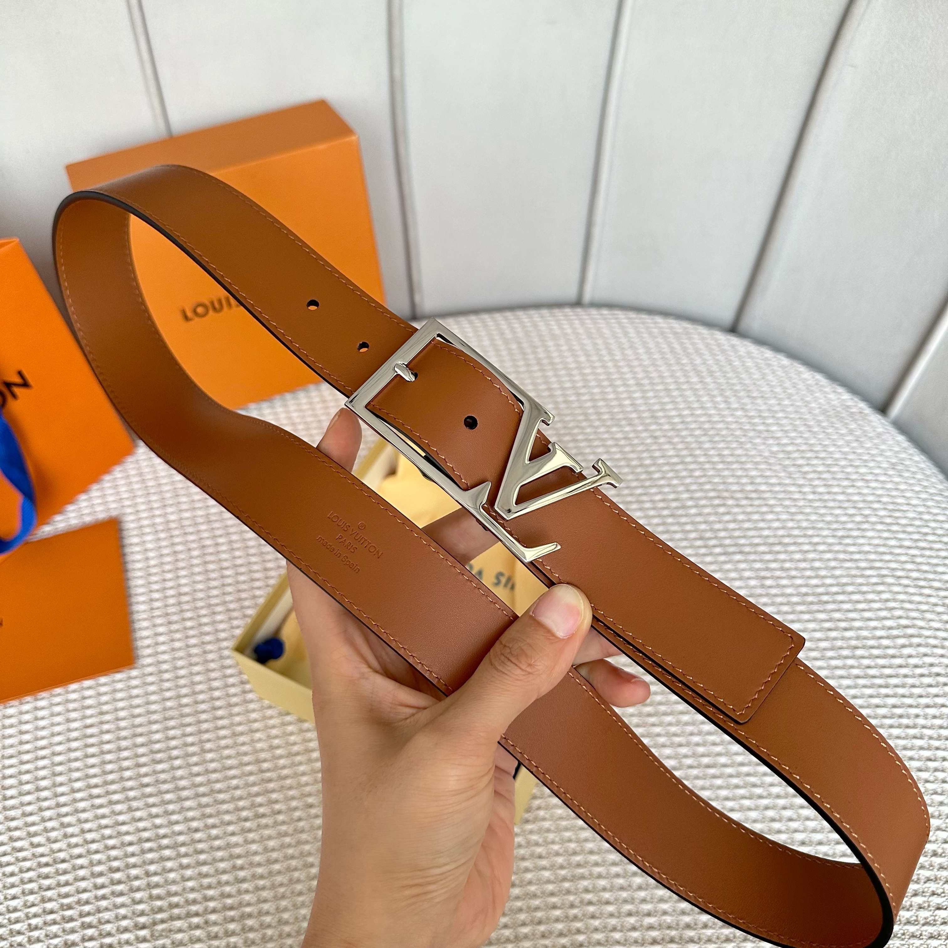 LouiS Vuitton P255 原版包装 男士腰帶 35mm