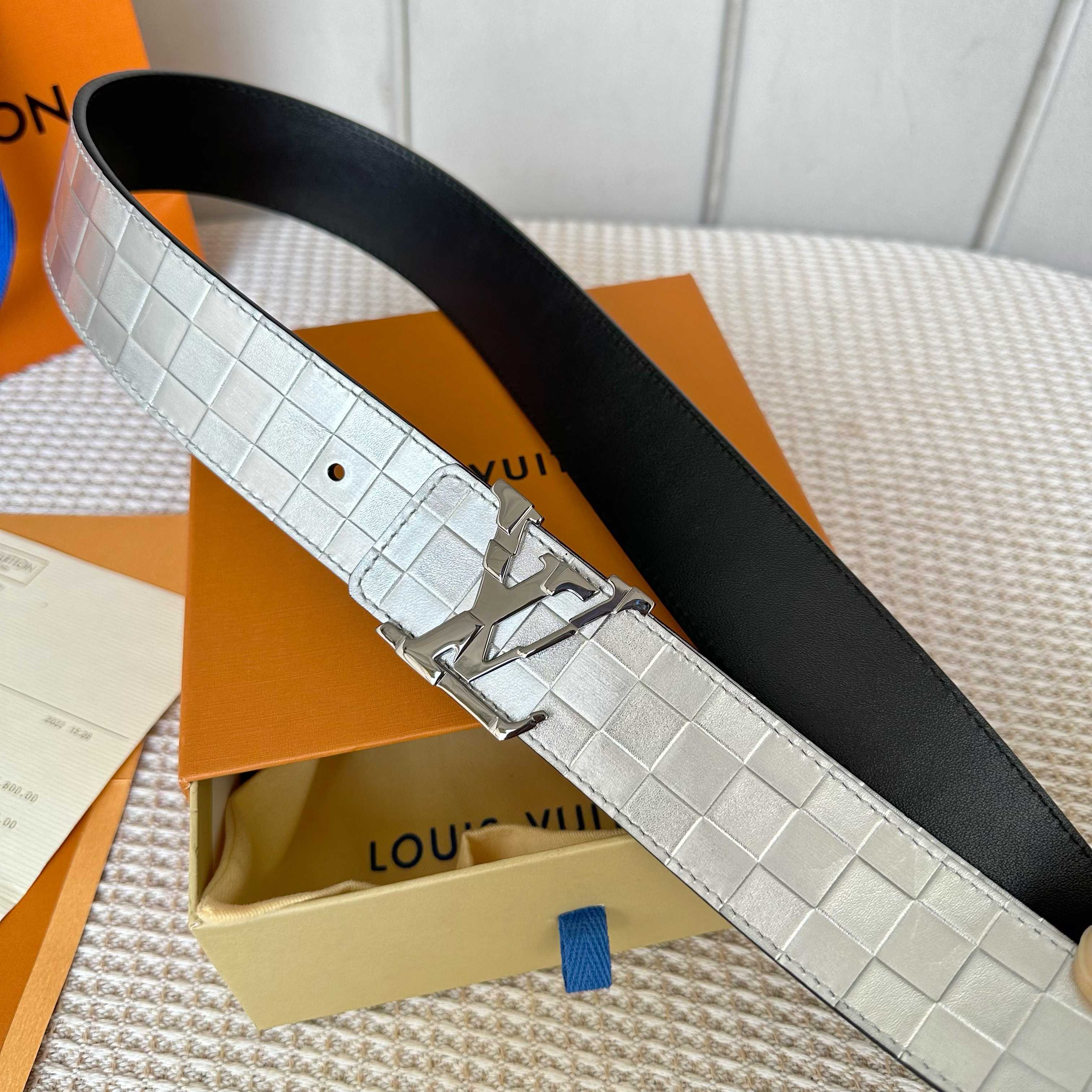 ルイ・ヴィトン P：255 原版包裝 小牛皮 ベルト