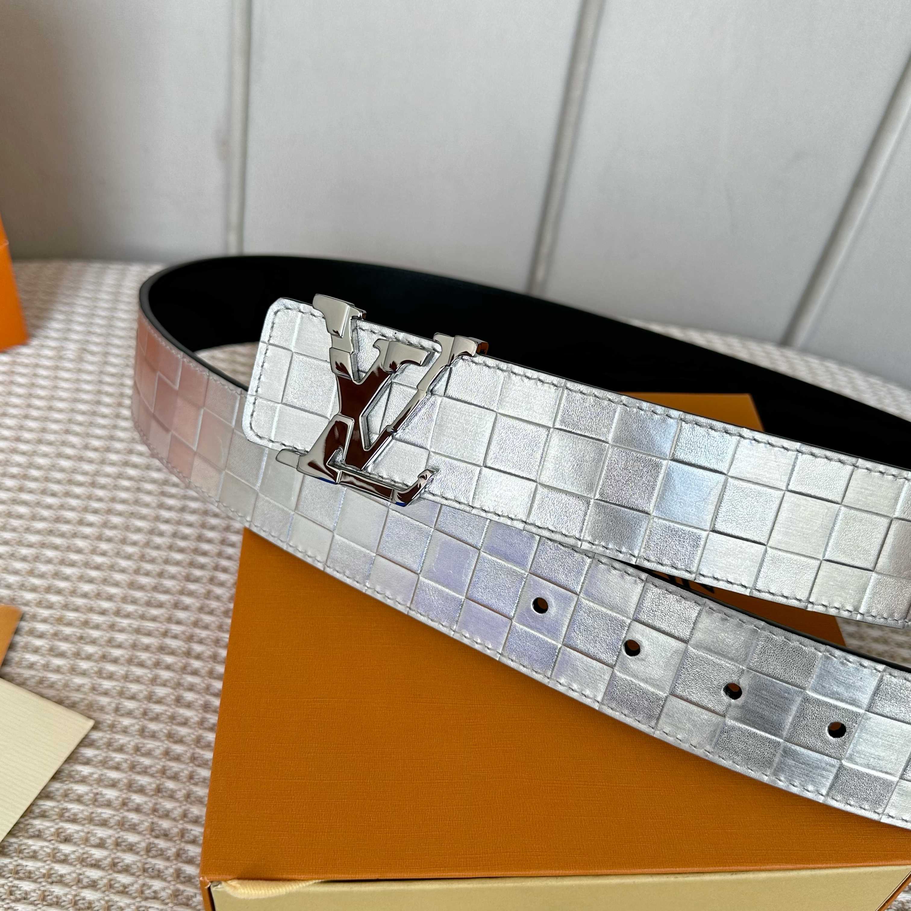 ルイ・ヴィトン P：255 原版包裝 小牛皮 ベルト