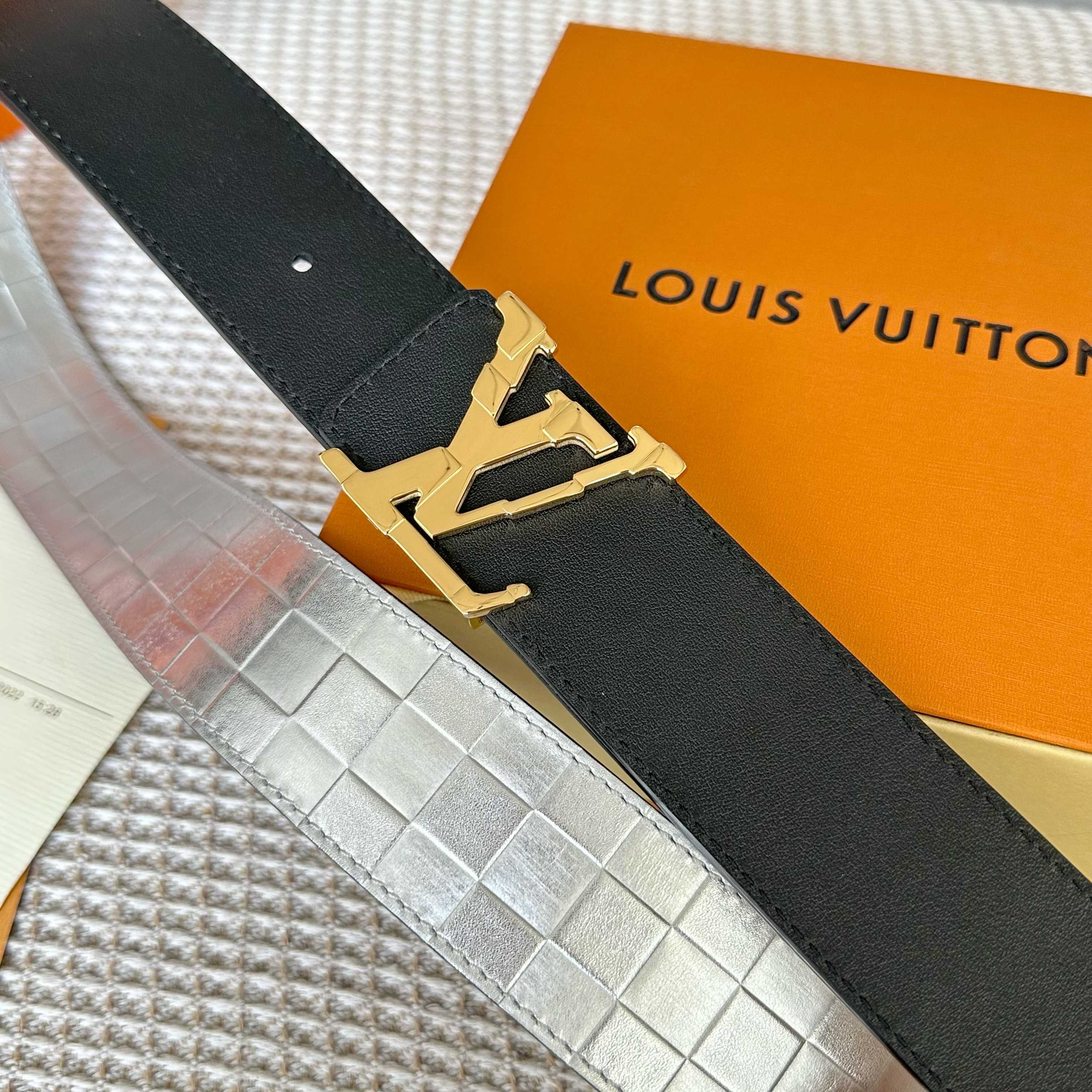 LOUIS VUITTON P：255 原版包裝 40mm幅 小牛皮仕様